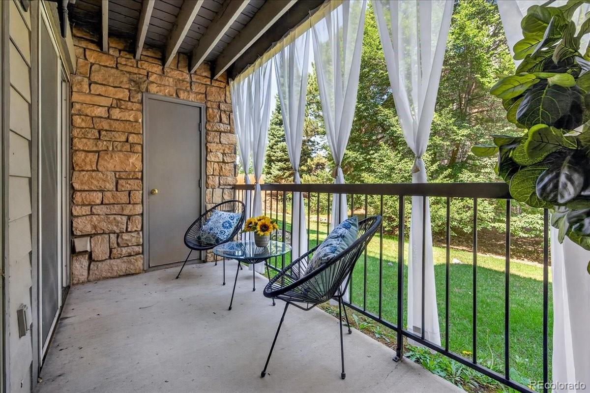 MLS Image #11 for 2575 s syracuse way i06,denver, Colorado