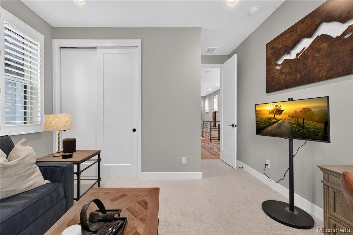 MLS Image #16 for 521  adams street,denver, Colorado