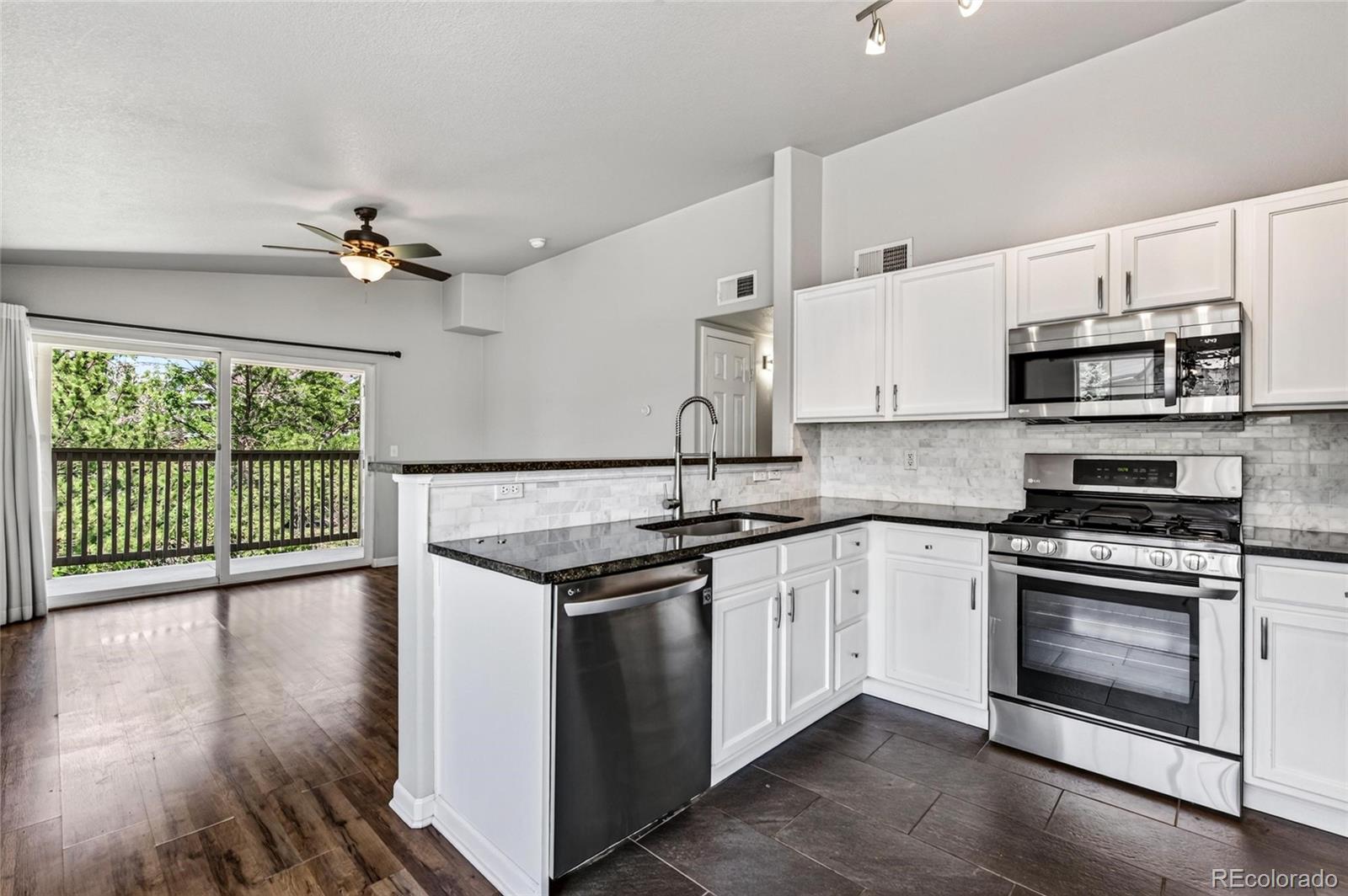 MLS Image #2 for 9992 e idaho circle,aurora, Colorado