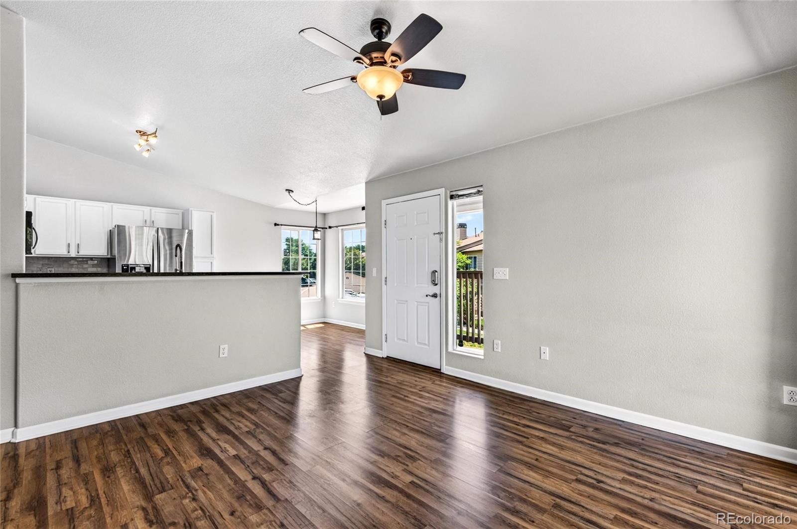 MLS Image #4 for 9992 e idaho circle,aurora, Colorado