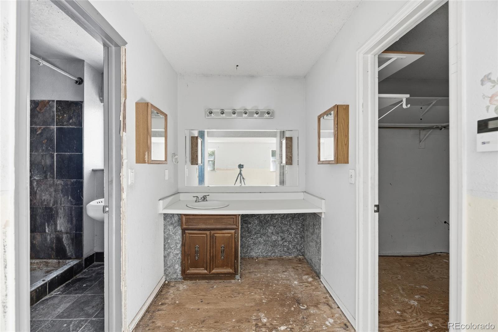MLS Image #18 for 1404 s vaughn circle,aurora, Colorado