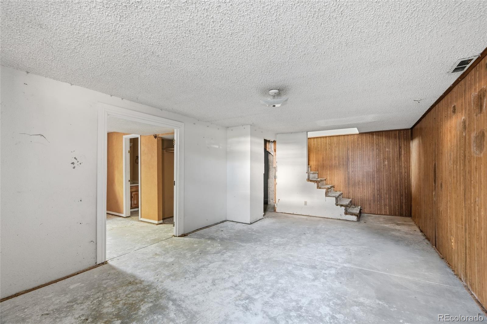 MLS Image #26 for 1404 s vaughn circle,aurora, Colorado