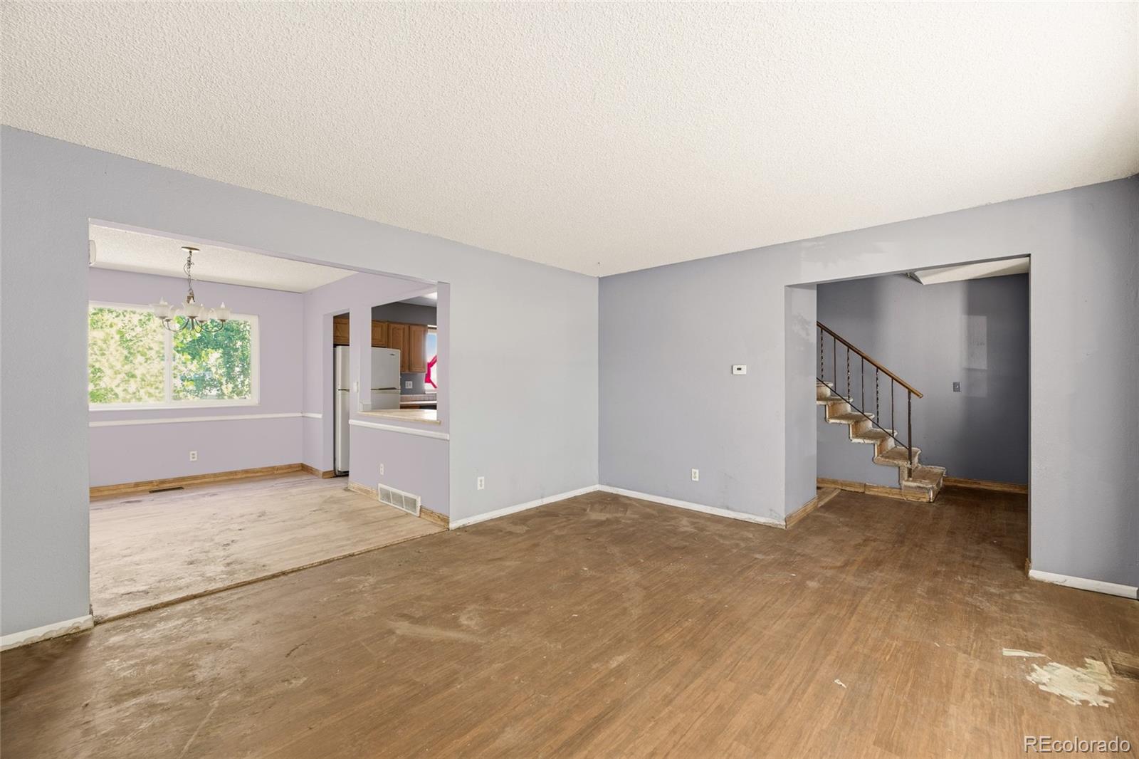 MLS Image #5 for 1404 s vaughn circle,aurora, Colorado