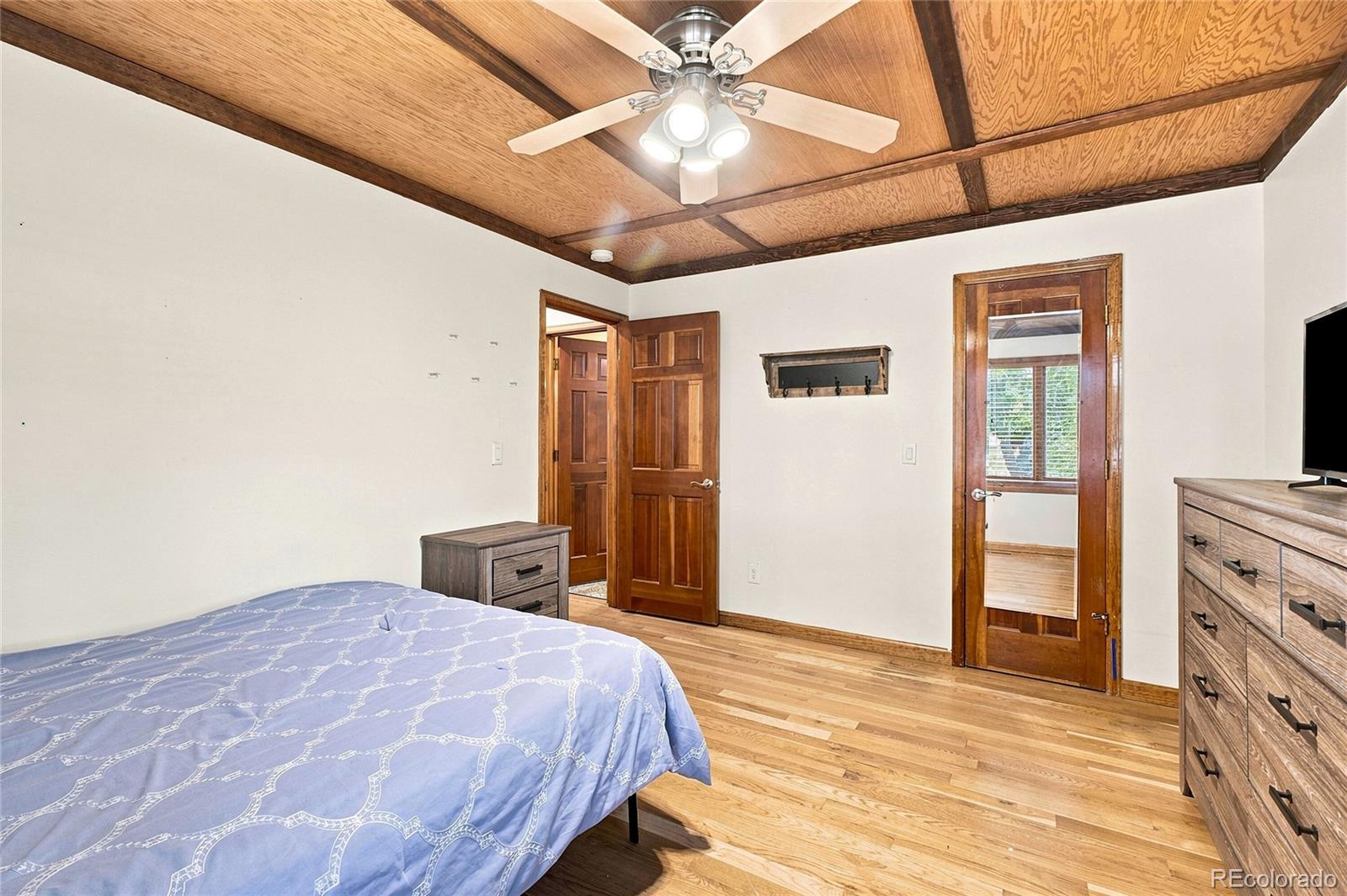 MLS Image #18 for 11933  clay court,denver, Colorado