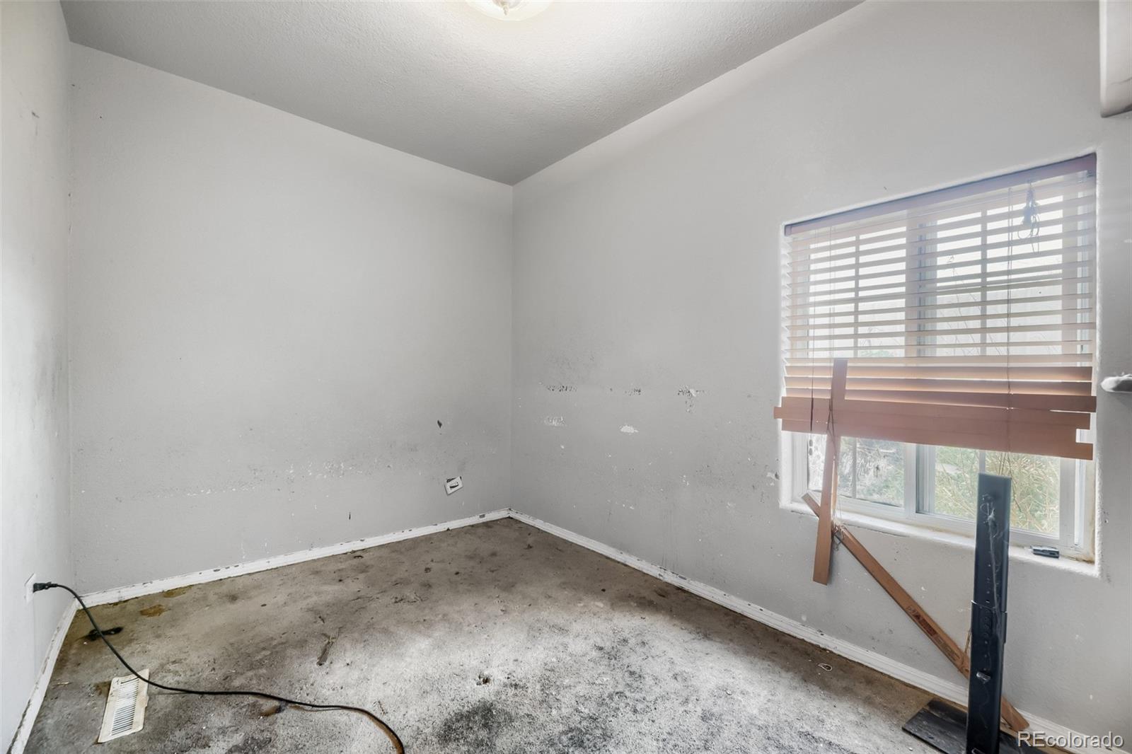 MLS Image #18 for 6330 e 54th avenue,commerce city, Colorado