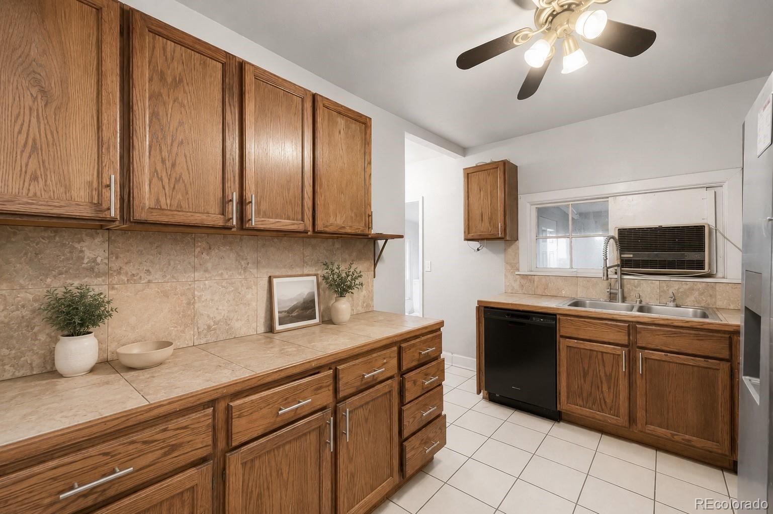 MLS Image #4 for 6330 e 54th avenue,commerce city, Colorado