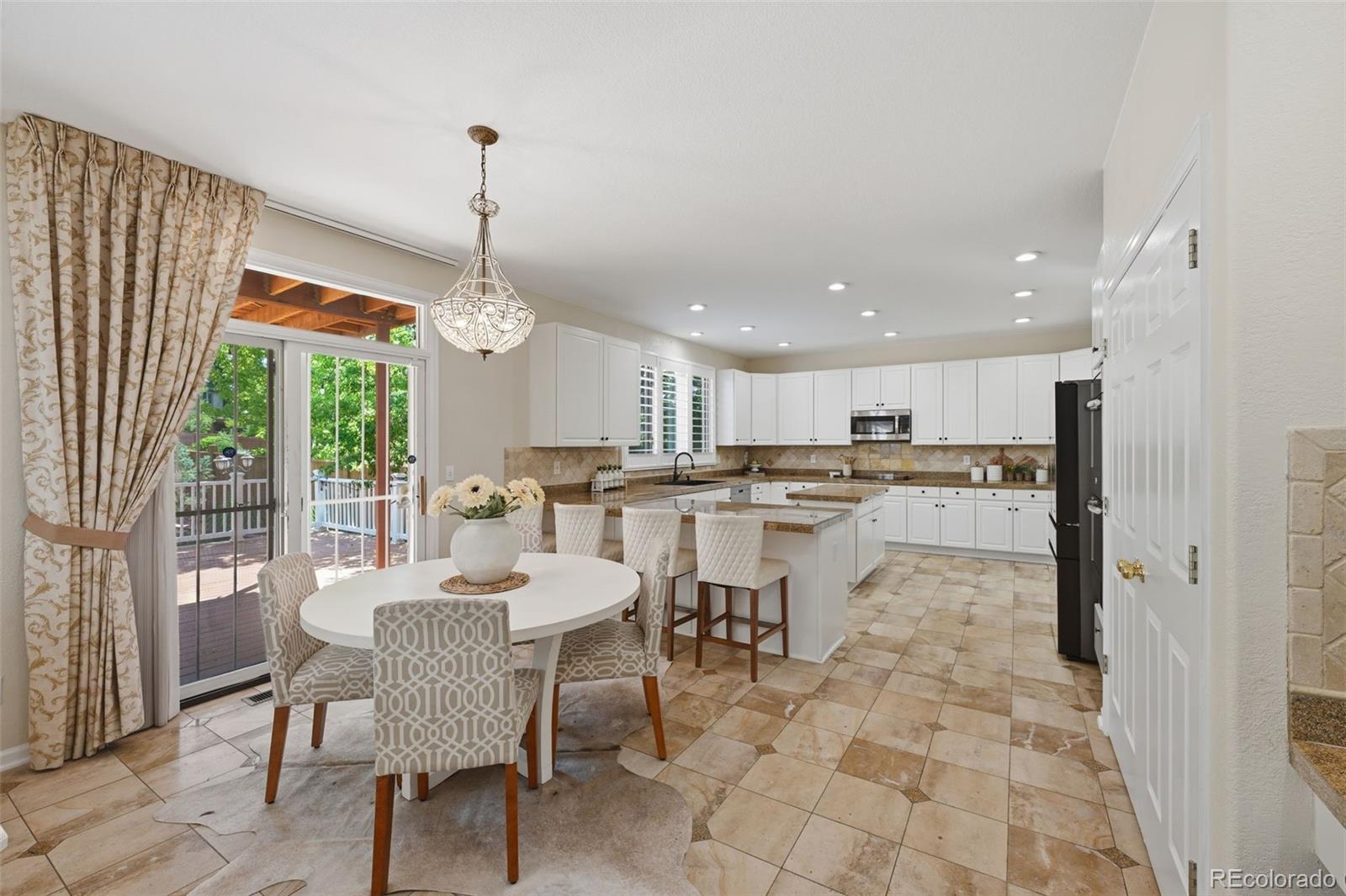 MLS Image #12 for 5498 s helena street,aurora, Colorado