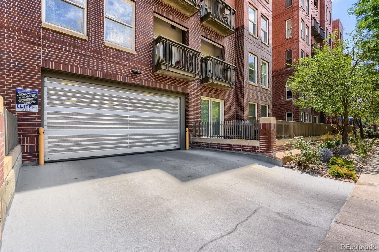 MLS Image #14 for 1630 n clarkson street,denver, Colorado