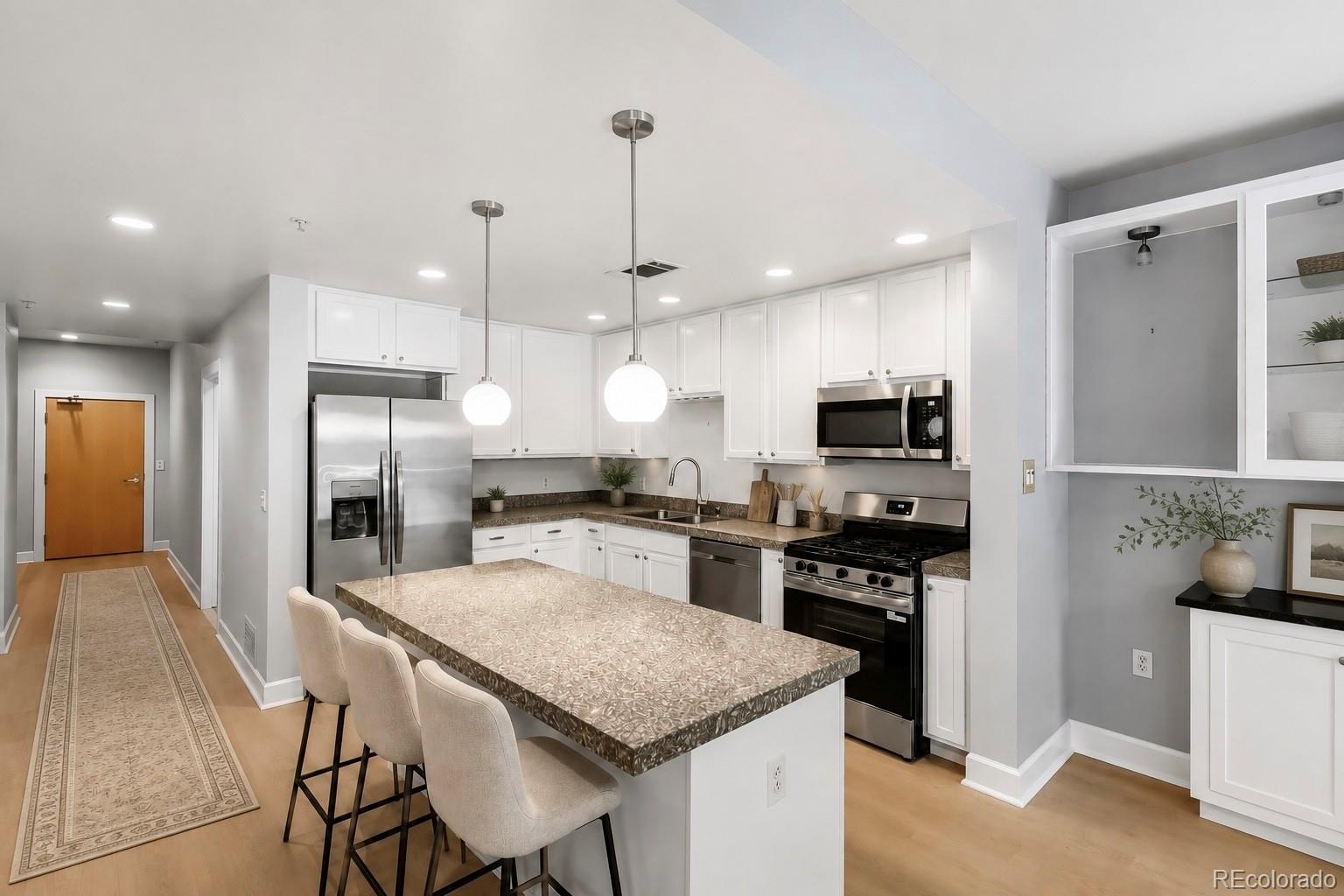 MLS Image #3 for 1630 n clarkson street,denver, Colorado