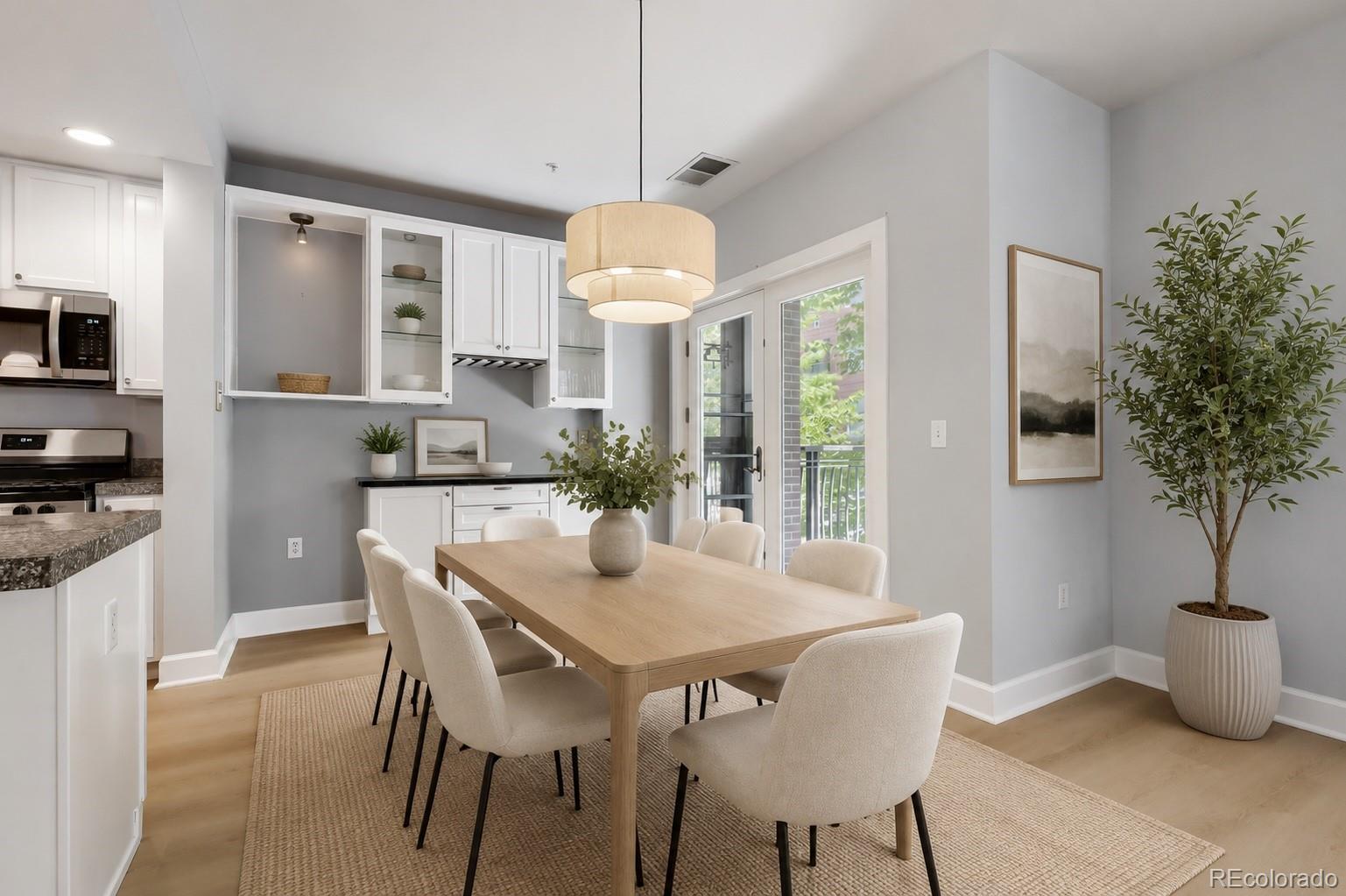 MLS Image #4 for 1630 n clarkson street,denver, Colorado