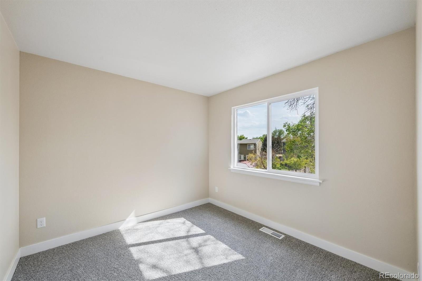 MLS Image #18 for 12731  eudora drive,thornton, Colorado
