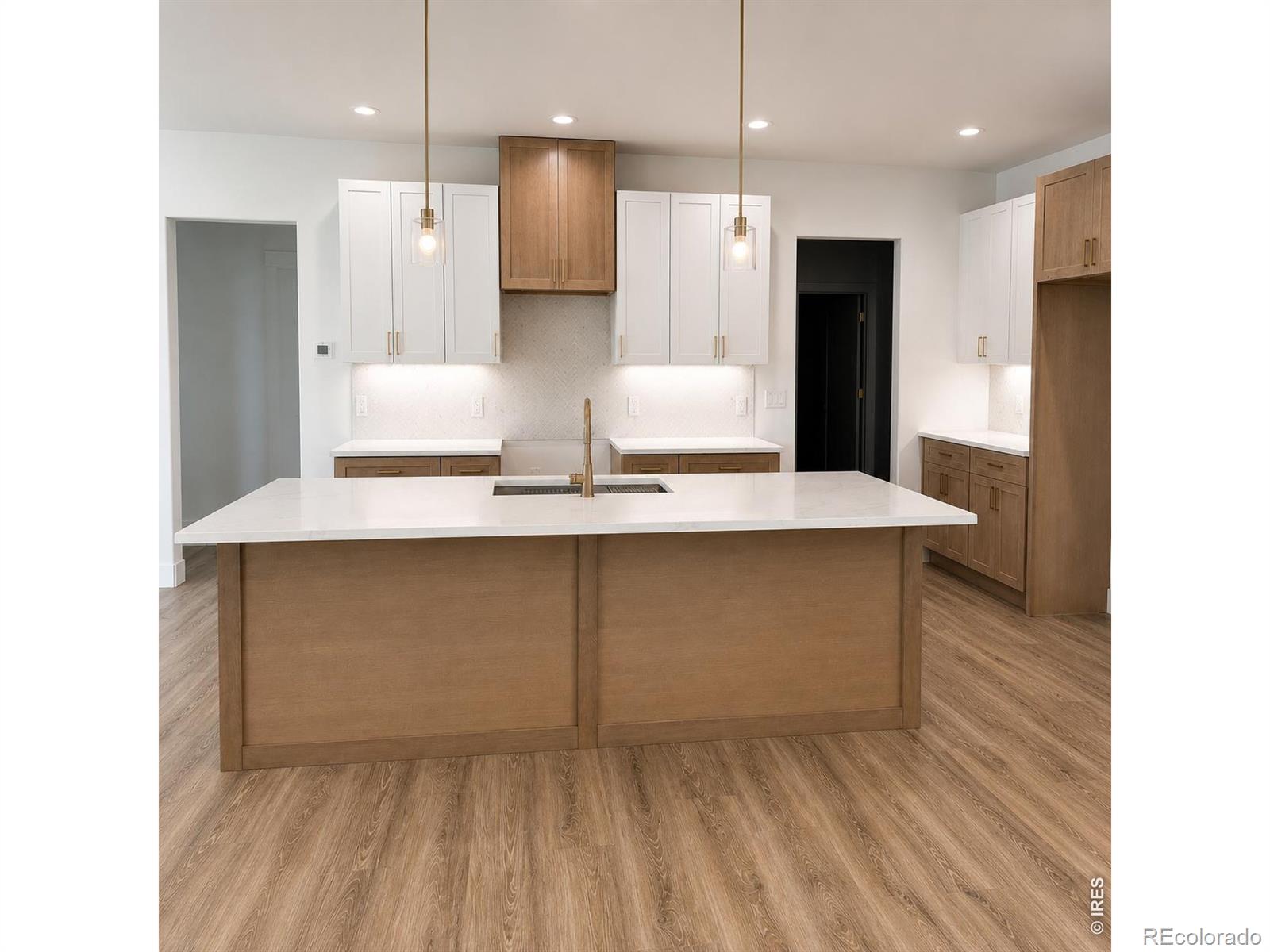MLS Image #1 for 31  lakeview circle,fort morgan, Colorado