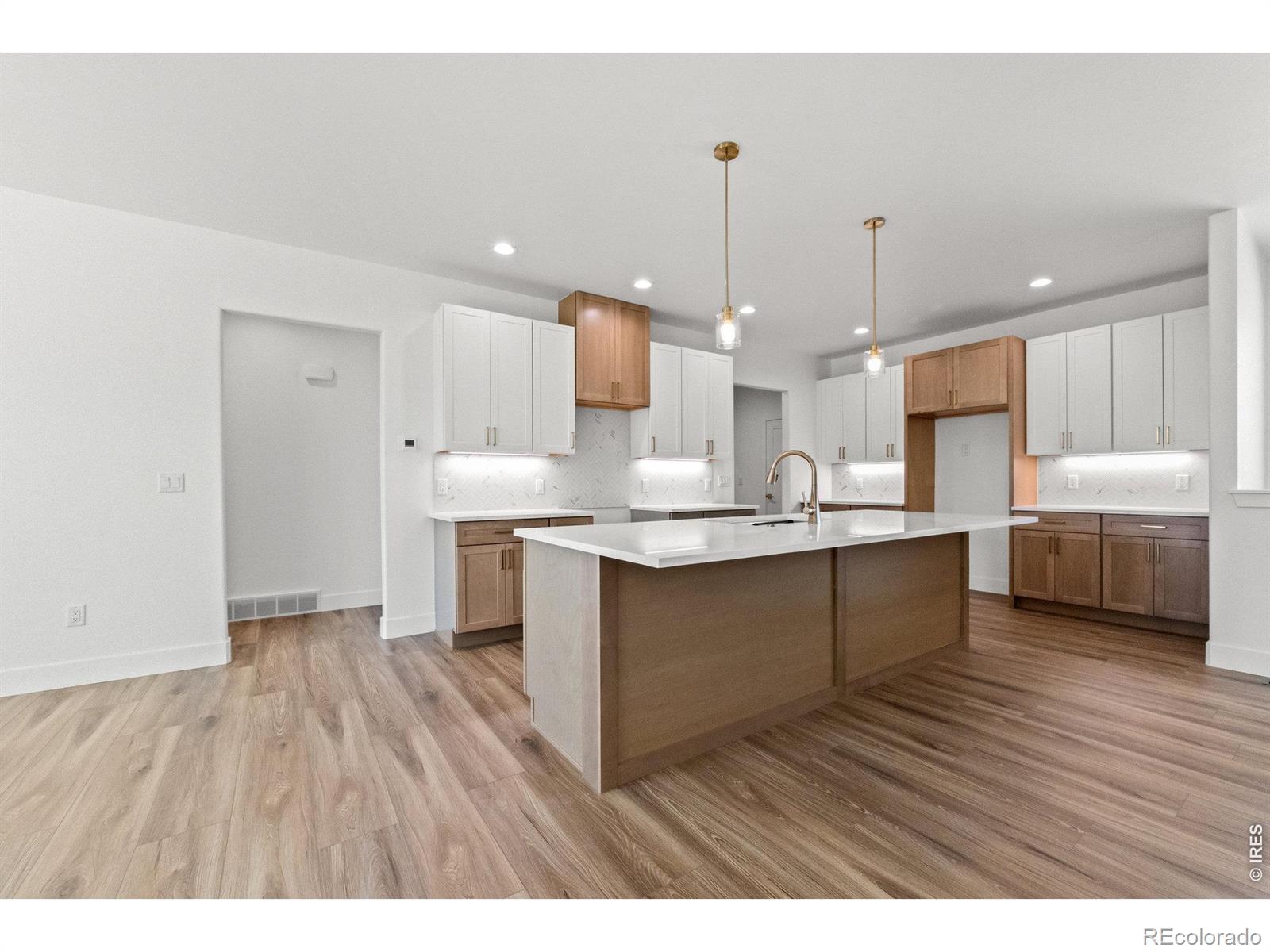 MLS Image #10 for 31  lakeview circle,fort morgan, Colorado
