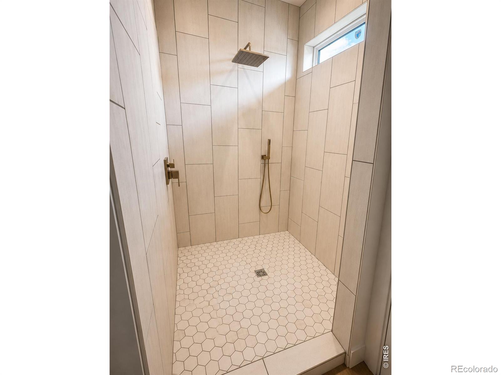 MLS Image #4 for 31  lakeview circle,fort morgan, Colorado