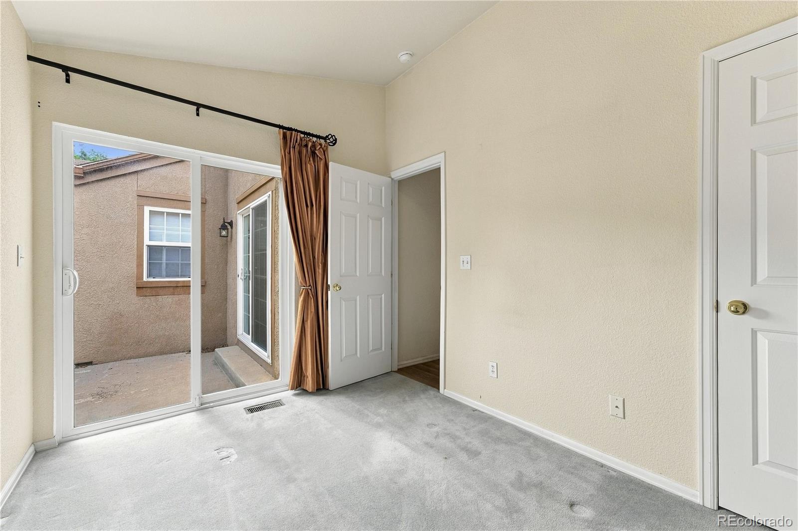 MLS Image #14 for 6143  pine hill drive,colorado springs, Colorado