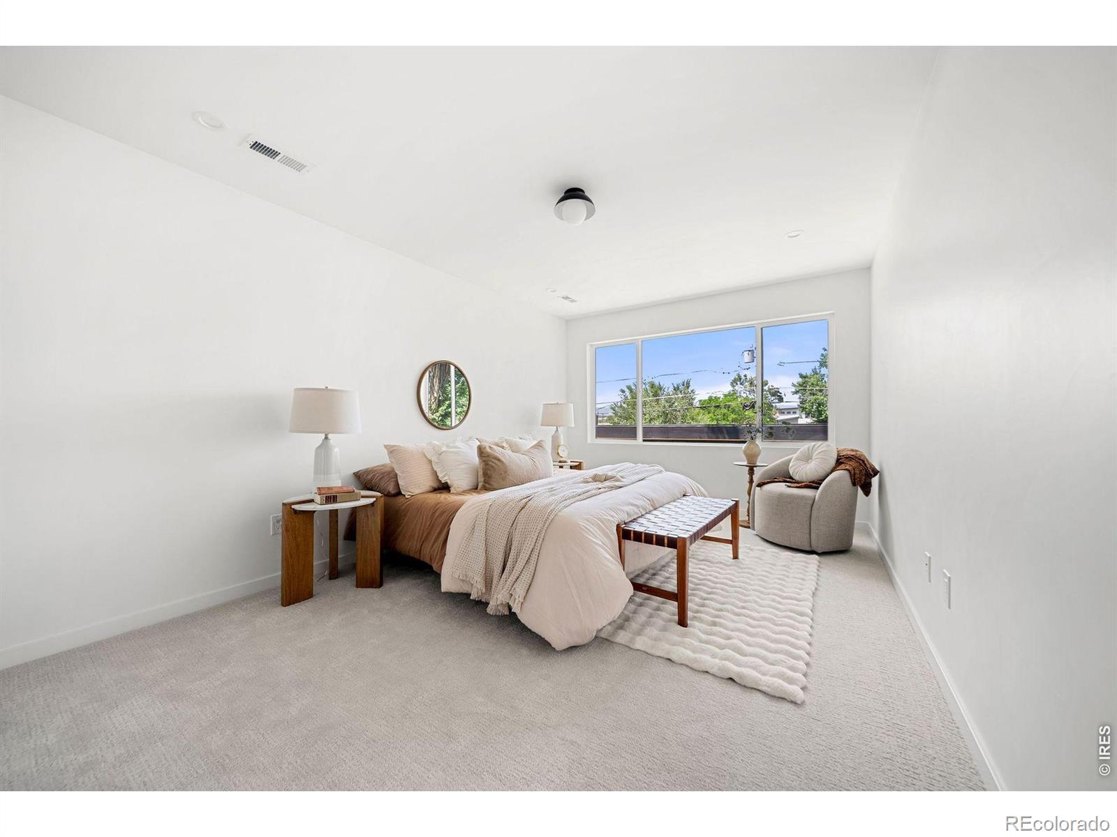 MLS Image #14 for 2357 s bannock street,denver, Colorado
