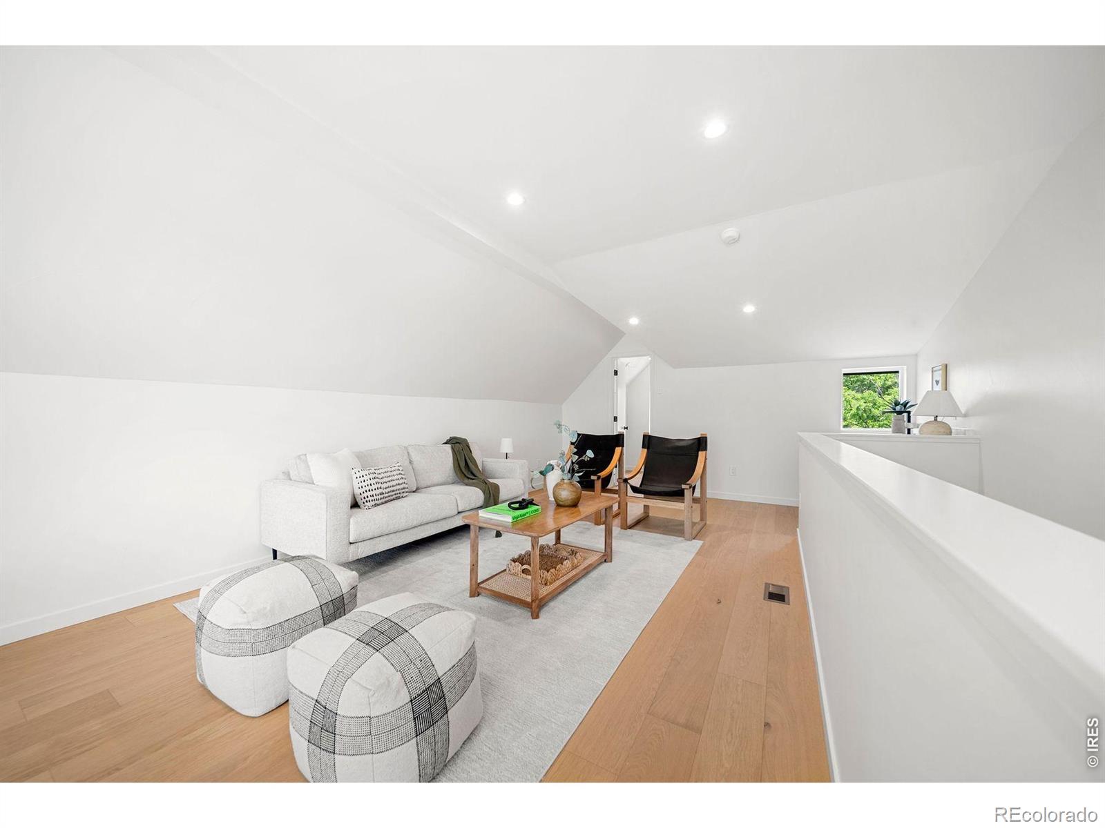 MLS Image #28 for 2357 s bannock street,denver, Colorado