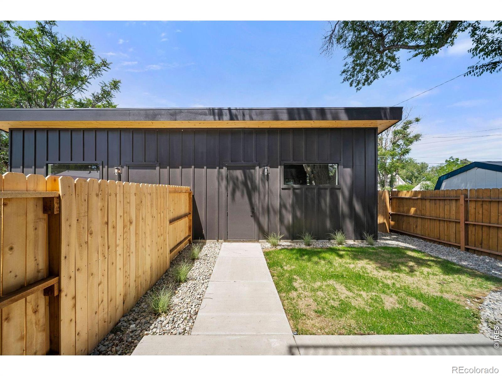 MLS Image #37 for 2357 s bannock street,denver, Colorado