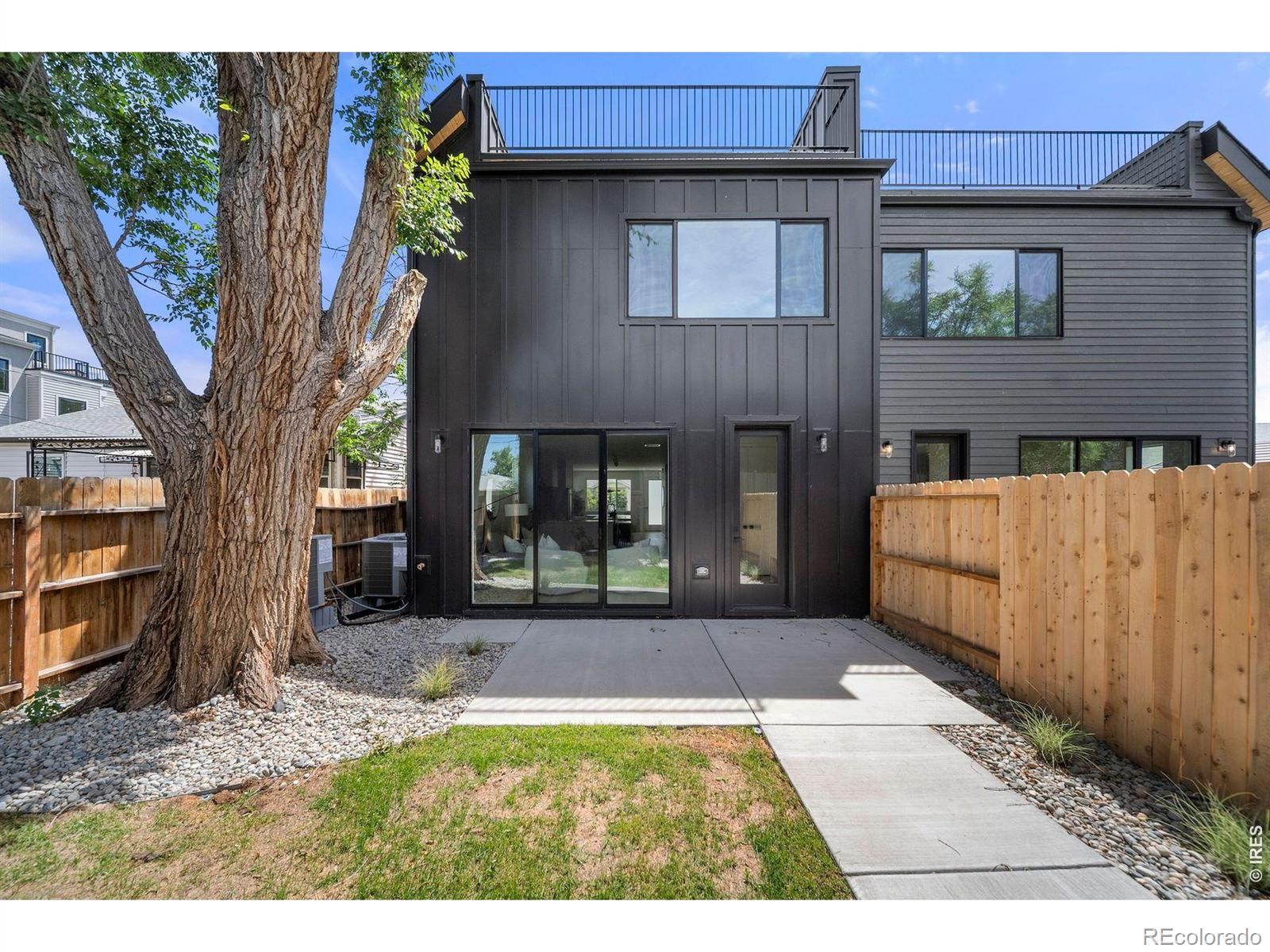 MLS Image #38 for 2357 s bannock street,denver, Colorado