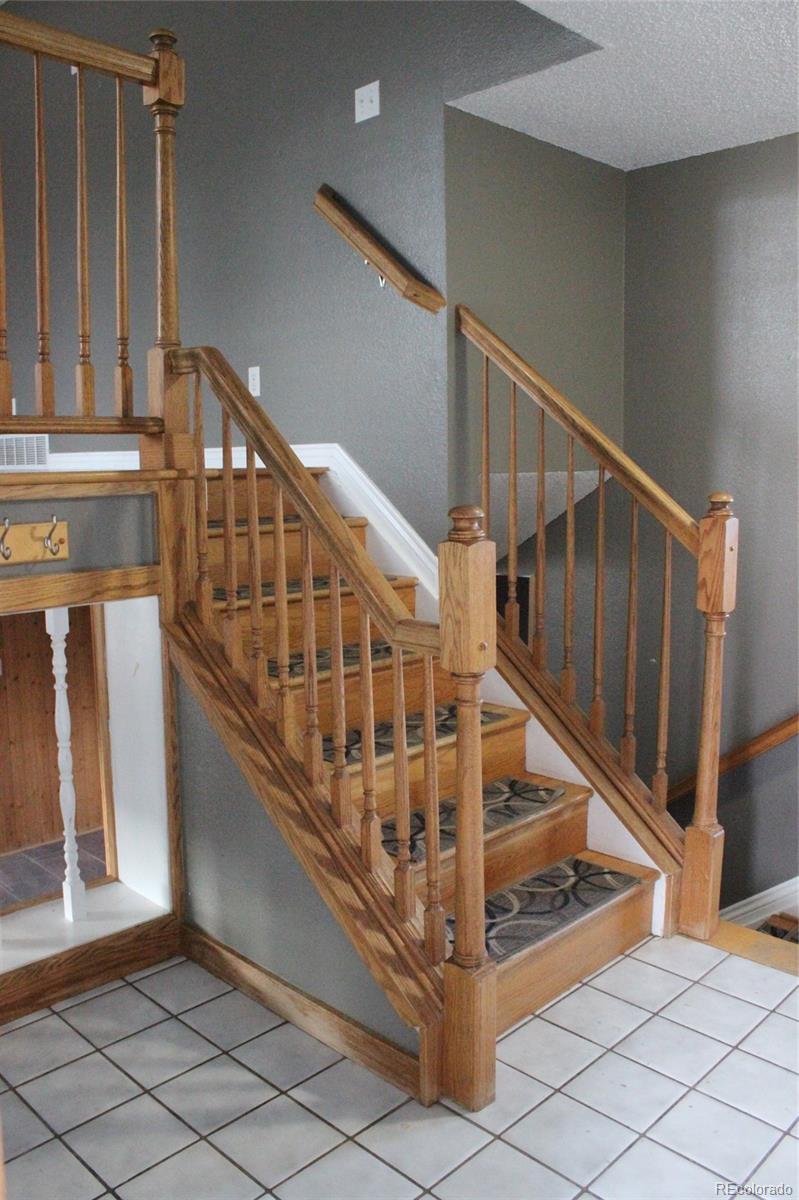MLS Image #3 for 5055  picket drive,colorado springs, Colorado