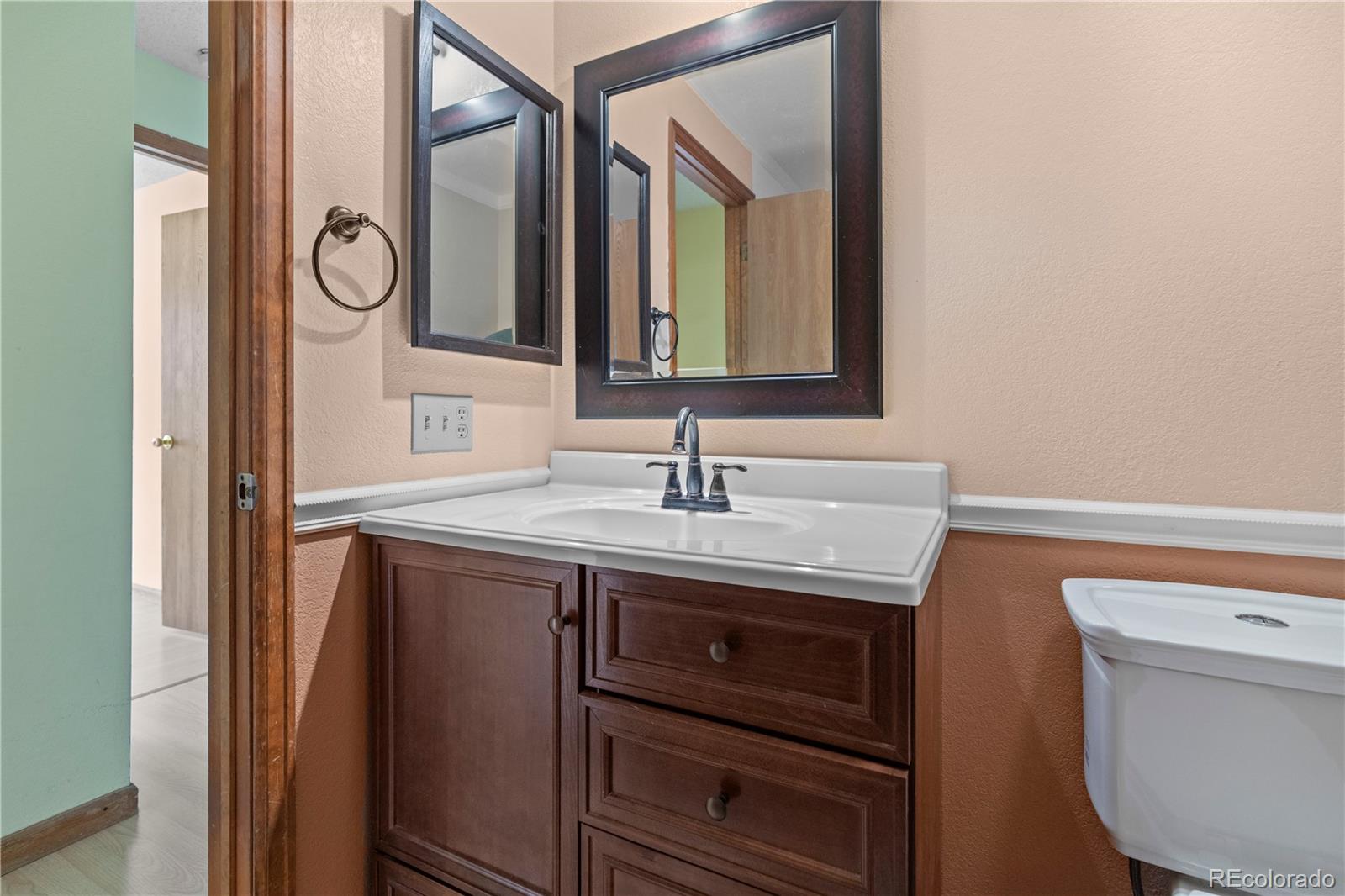 MLS Image #11 for 16114 e iowa avenue,aurora, Colorado