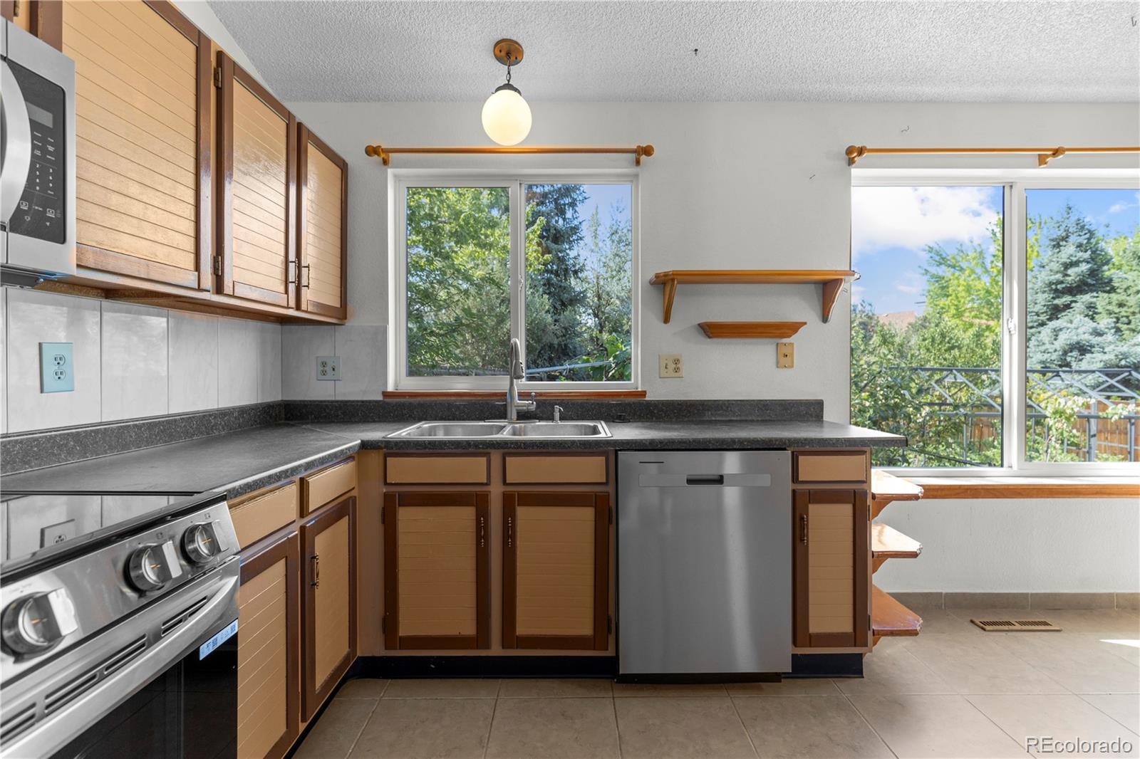 MLS Image #3 for 16114 e iowa avenue,aurora, Colorado
