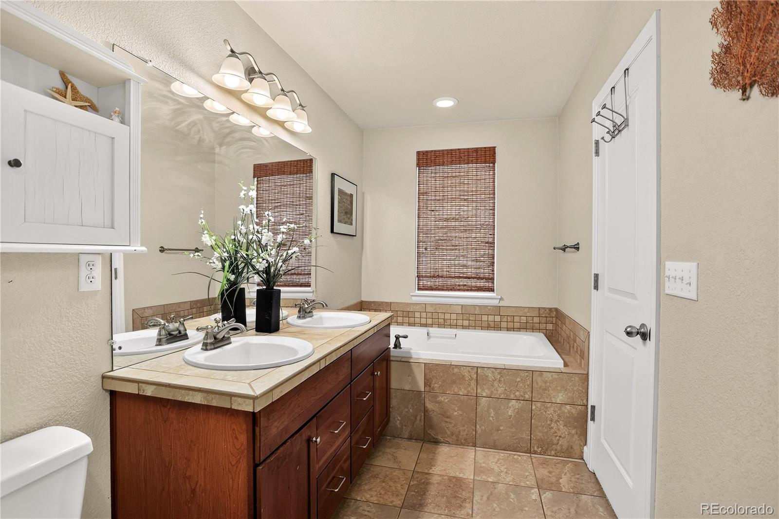 MLS Image #22 for 6907 w virginia place,lakewood, Colorado