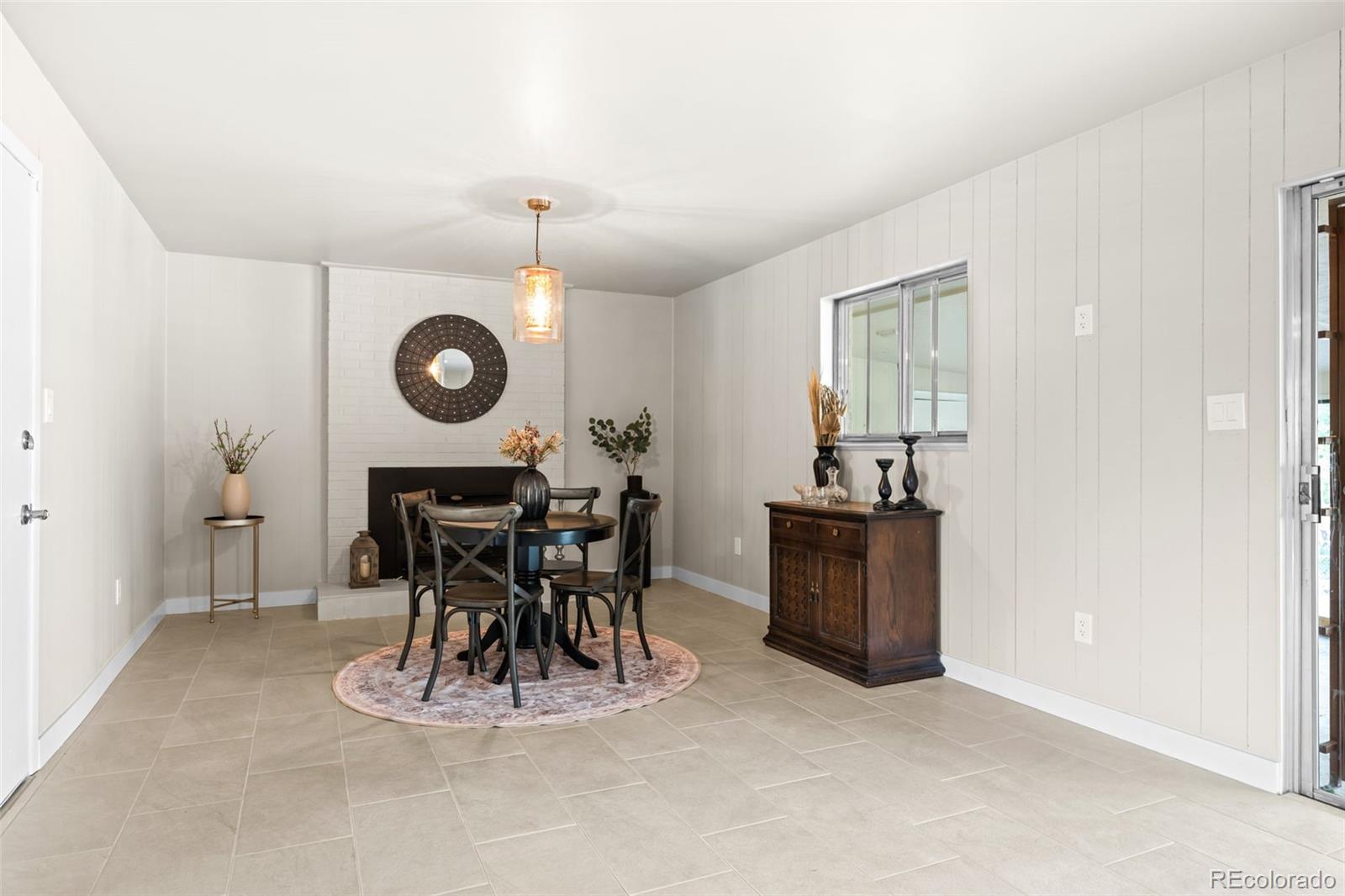 MLS Image #3 for 442  titan court,aurora, Colorado