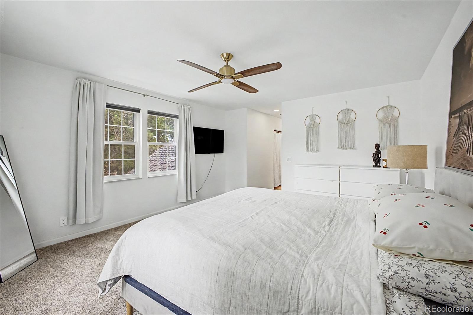MLS Image #22 for 2770 s elmira street,denver, Colorado