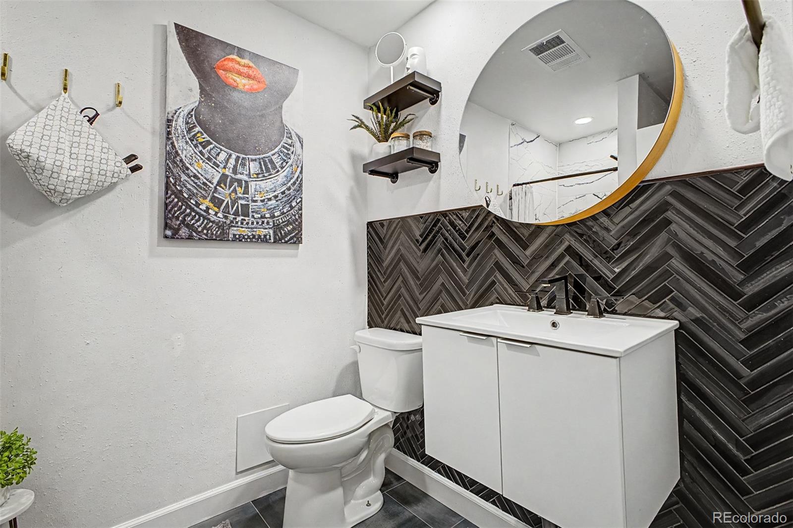 MLS Image #34 for 2770 s elmira street,denver, Colorado