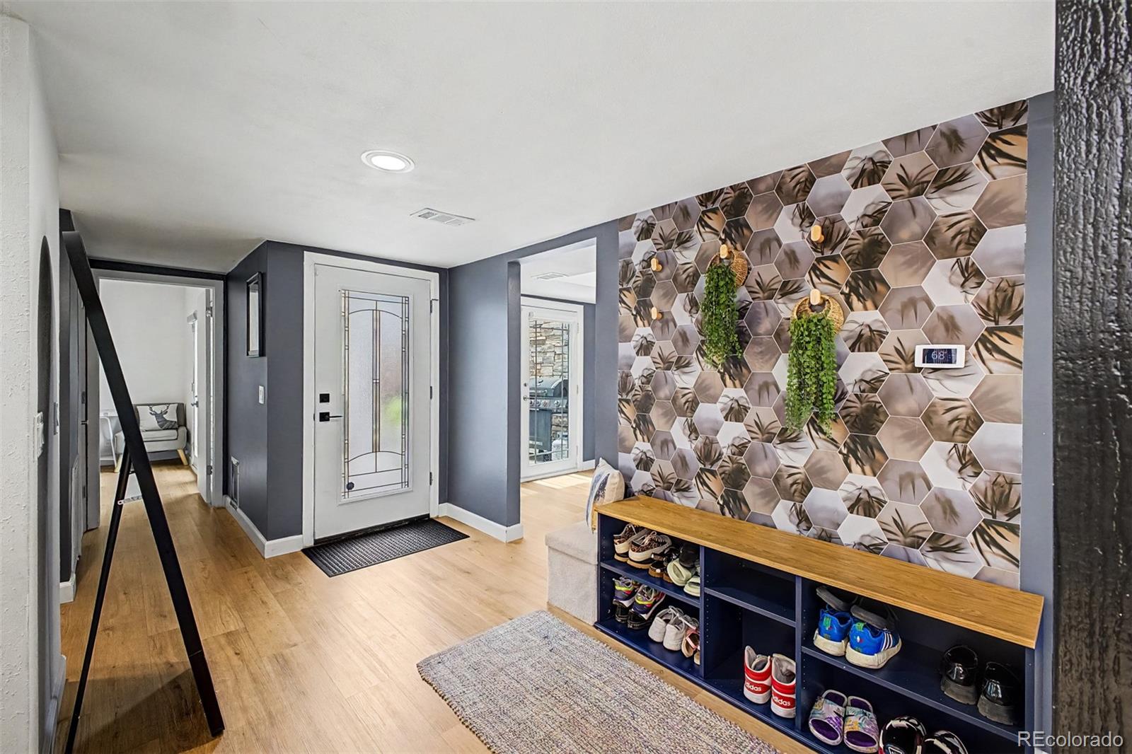 MLS Image #5 for 2770 s elmira street,denver, Colorado