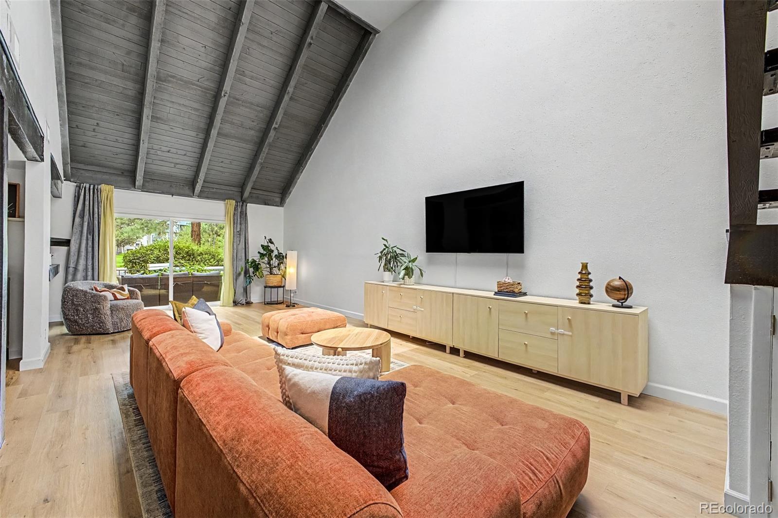 MLS Image #6 for 2770 s elmira street,denver, Colorado