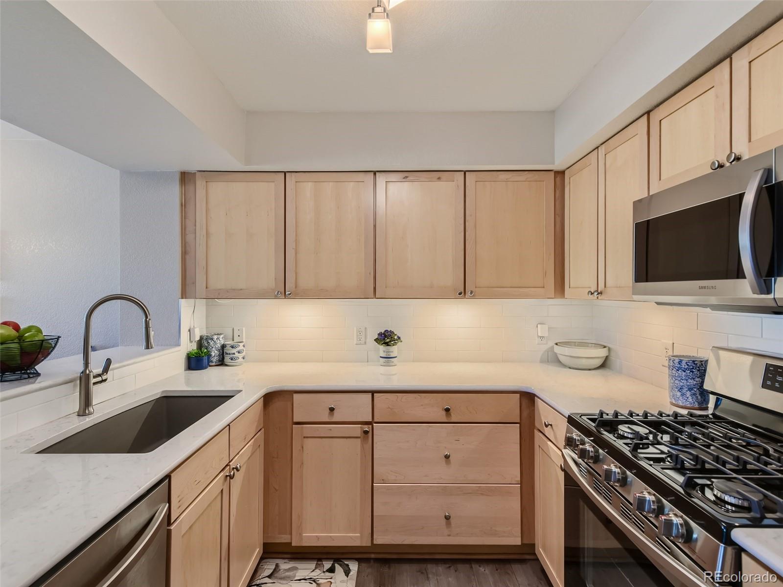 MLS Image #14 for 13900  lake song lane,broomfield, Colorado