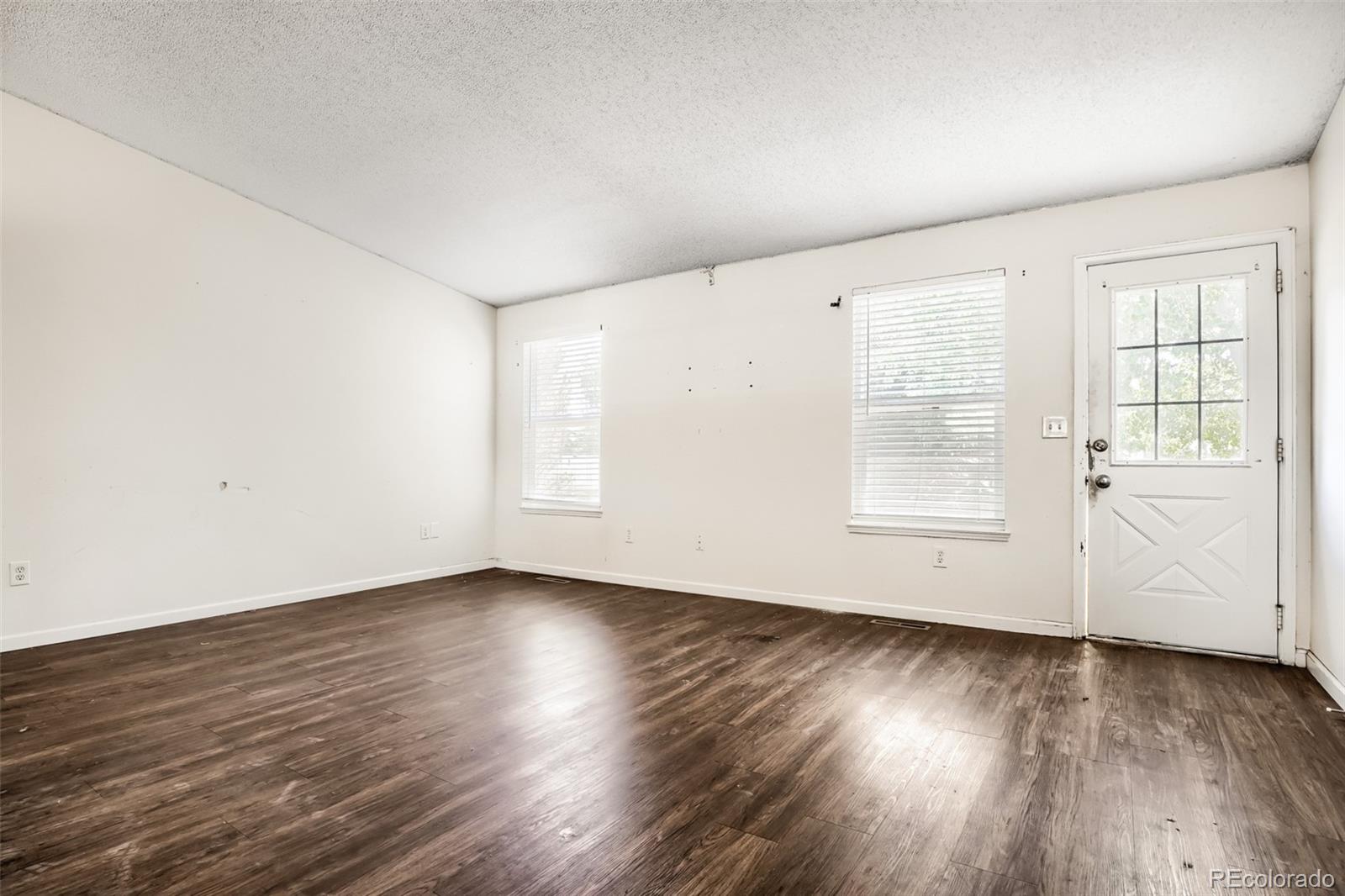 MLS Image #2 for 2754 s uravan street,aurora, Colorado