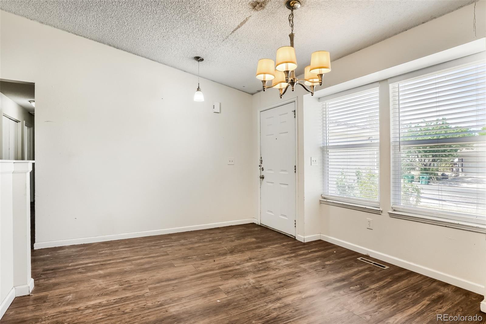MLS Image #4 for 2754 s uravan street,aurora, Colorado