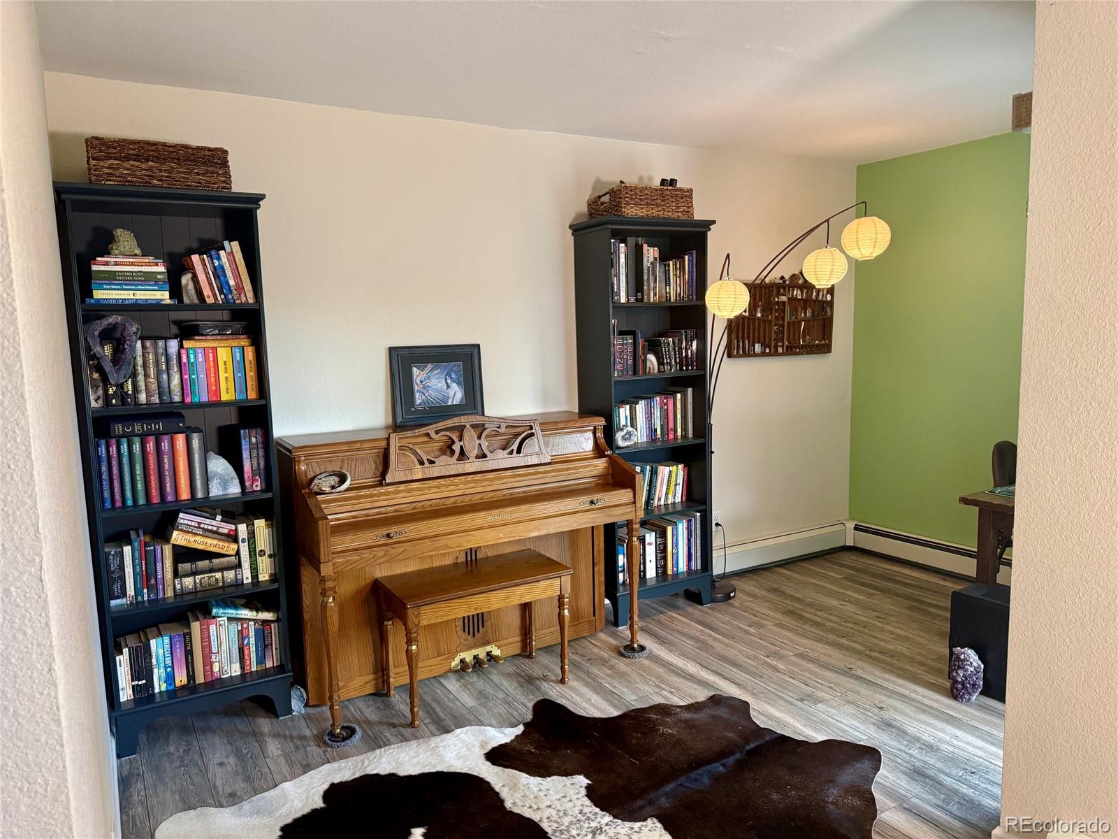 MLS Image #4 for 3450 s poplar ,denver, Colorado