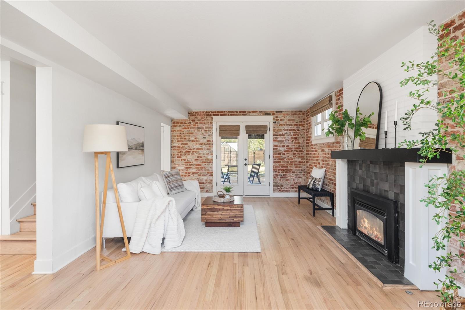 MLS Image #4 for 3750 n vine street,denver, Colorado