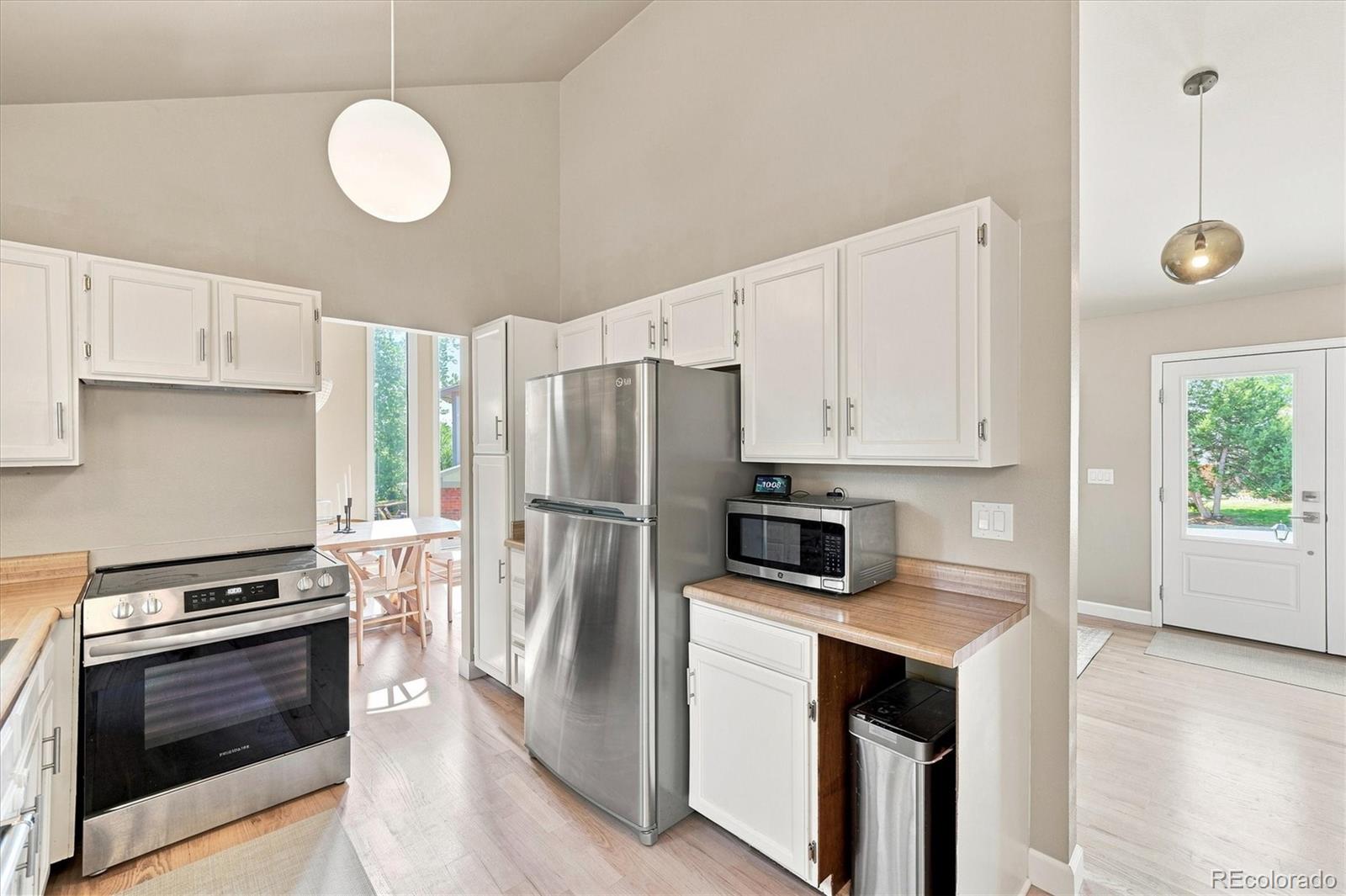 MLS Image #10 for 10919 e maplewood drive,englewood, Colorado