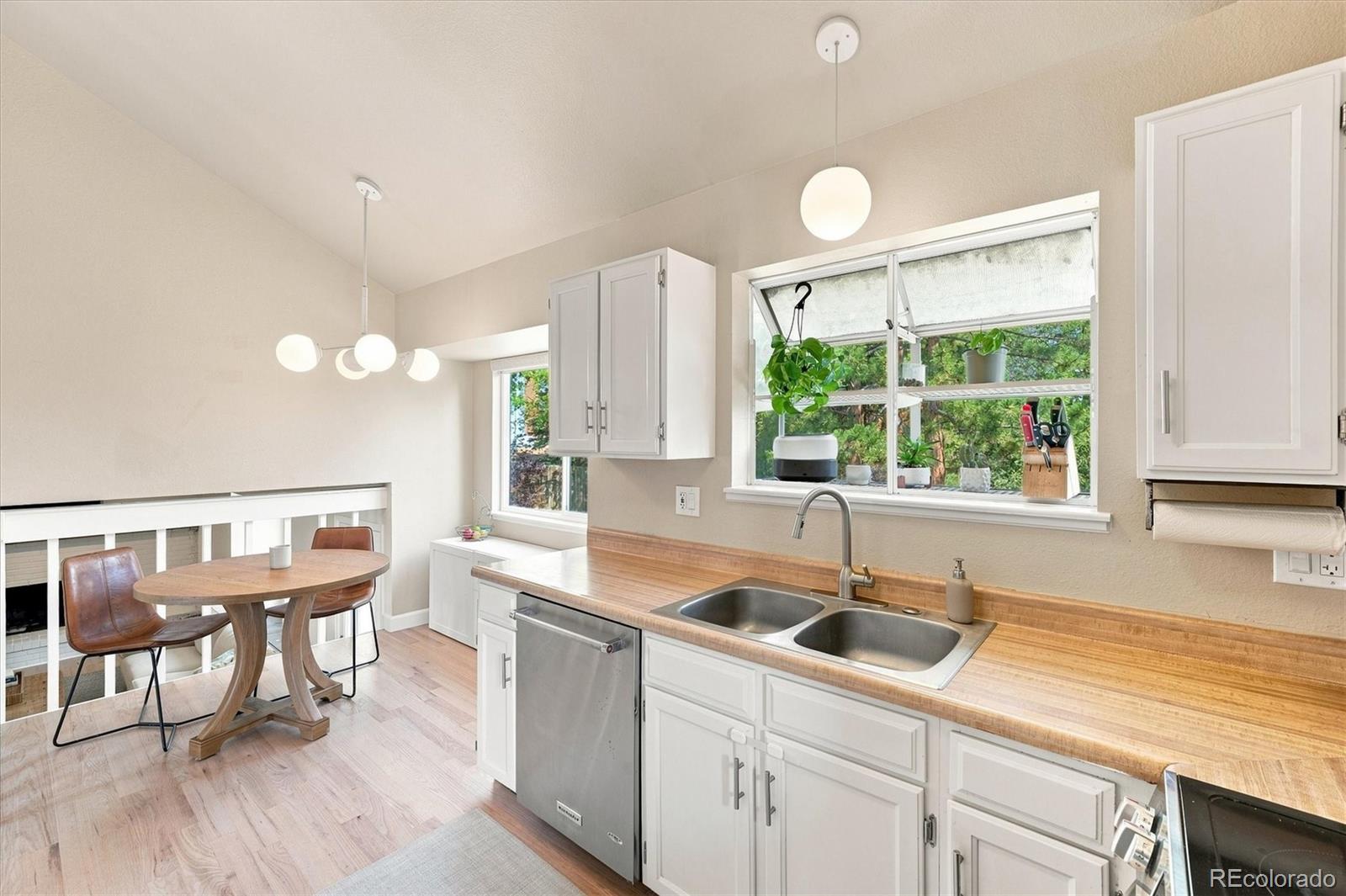 MLS Image #12 for 10919 e maplewood drive,englewood, Colorado