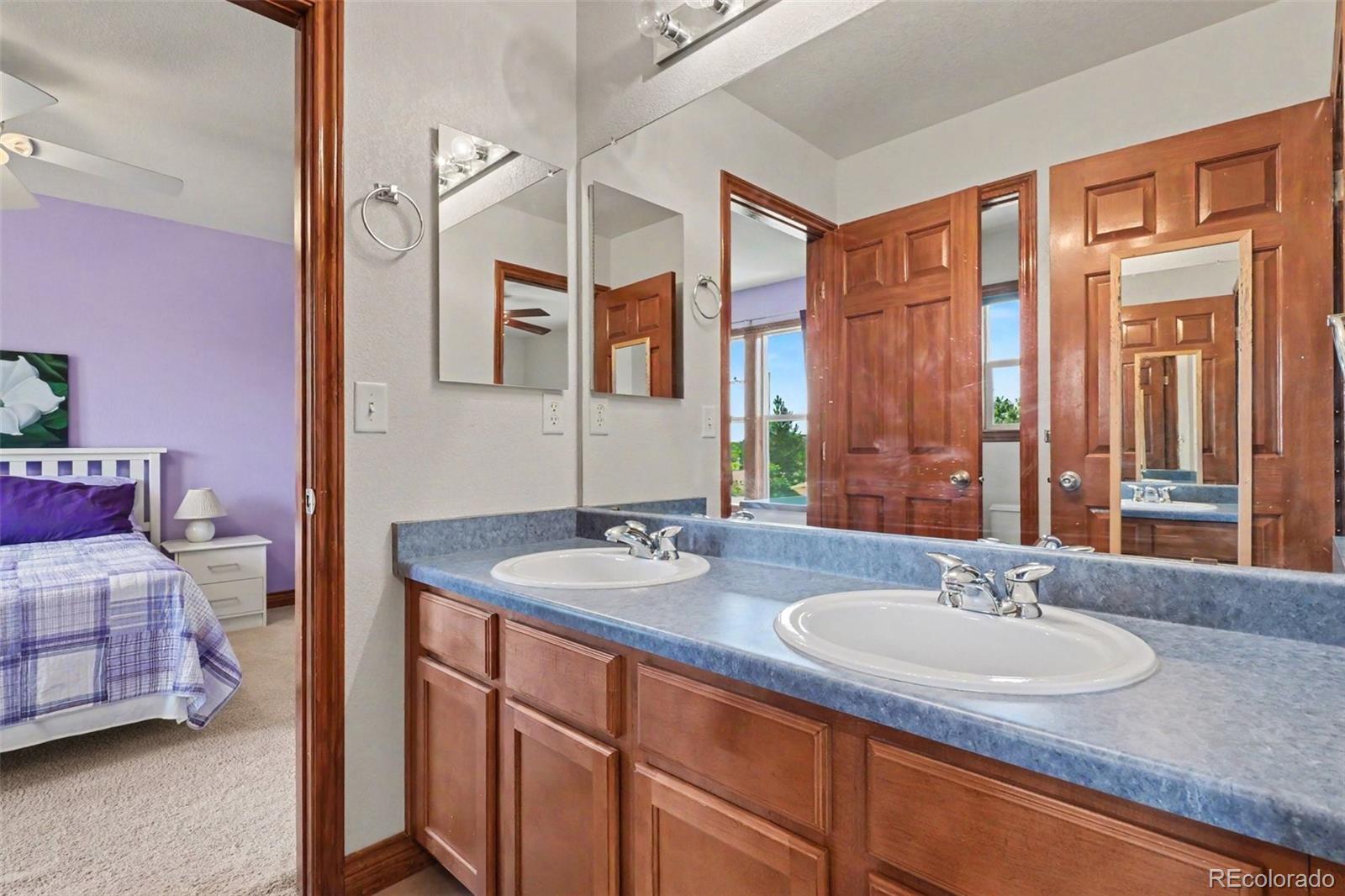 MLS Image #14 for 2304 n yosemite street,denver, Colorado