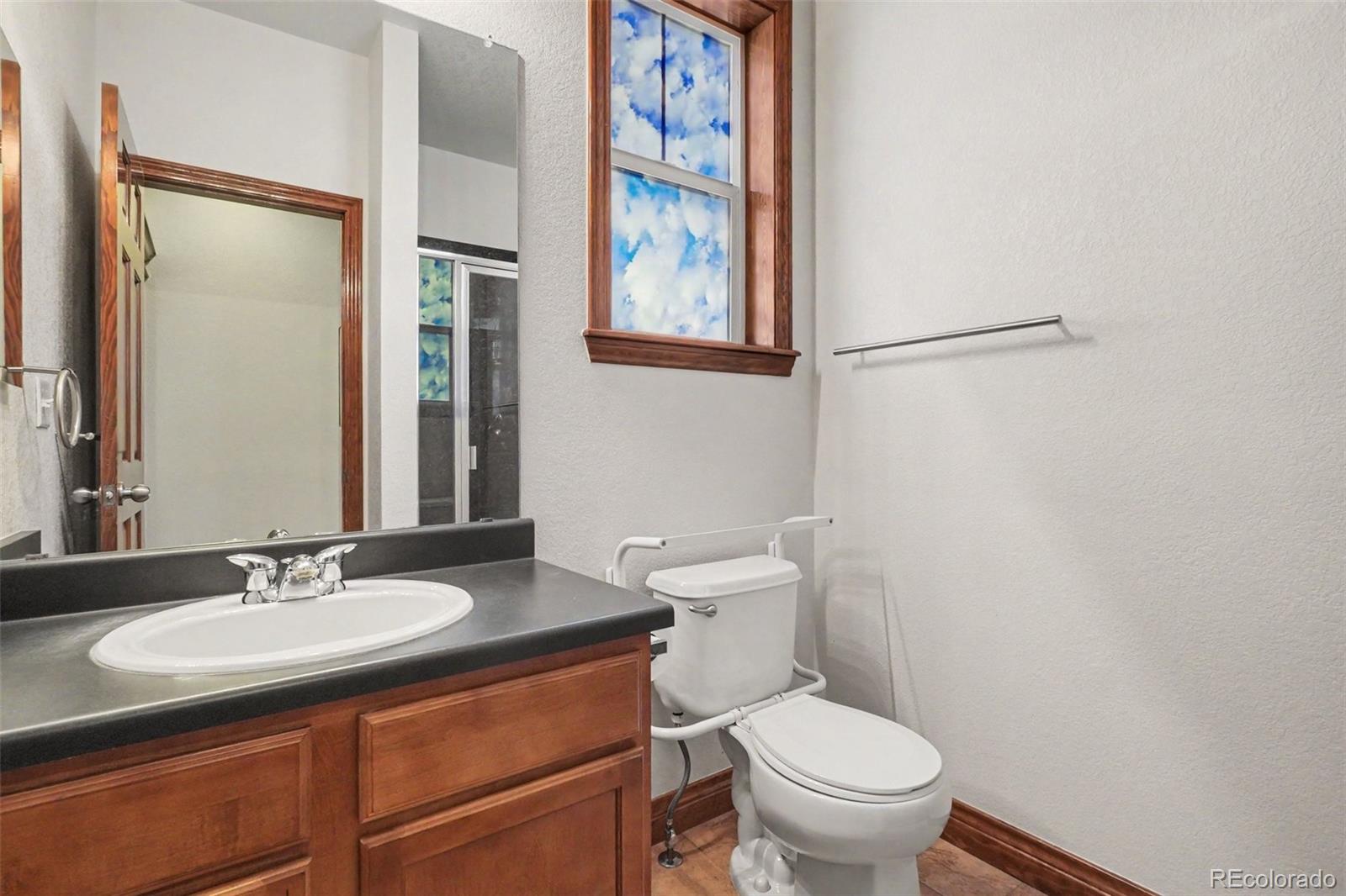 MLS Image #17 for 2304 n yosemite street,denver, Colorado