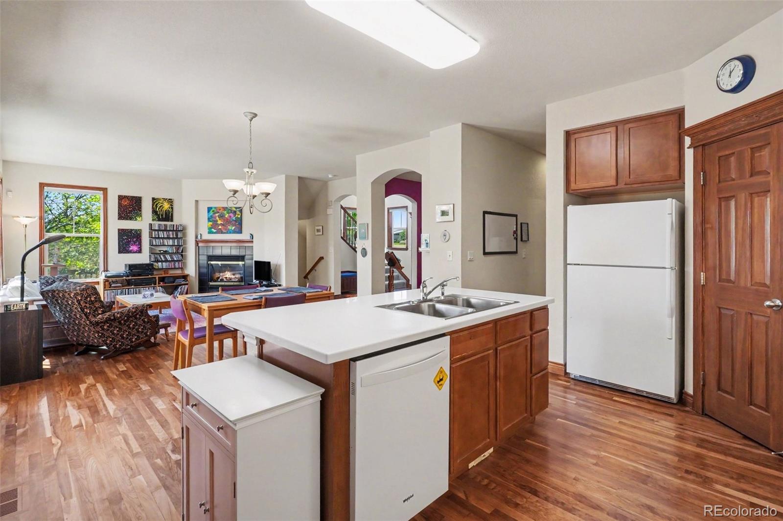 MLS Image #9 for 2304 n yosemite street,denver, Colorado