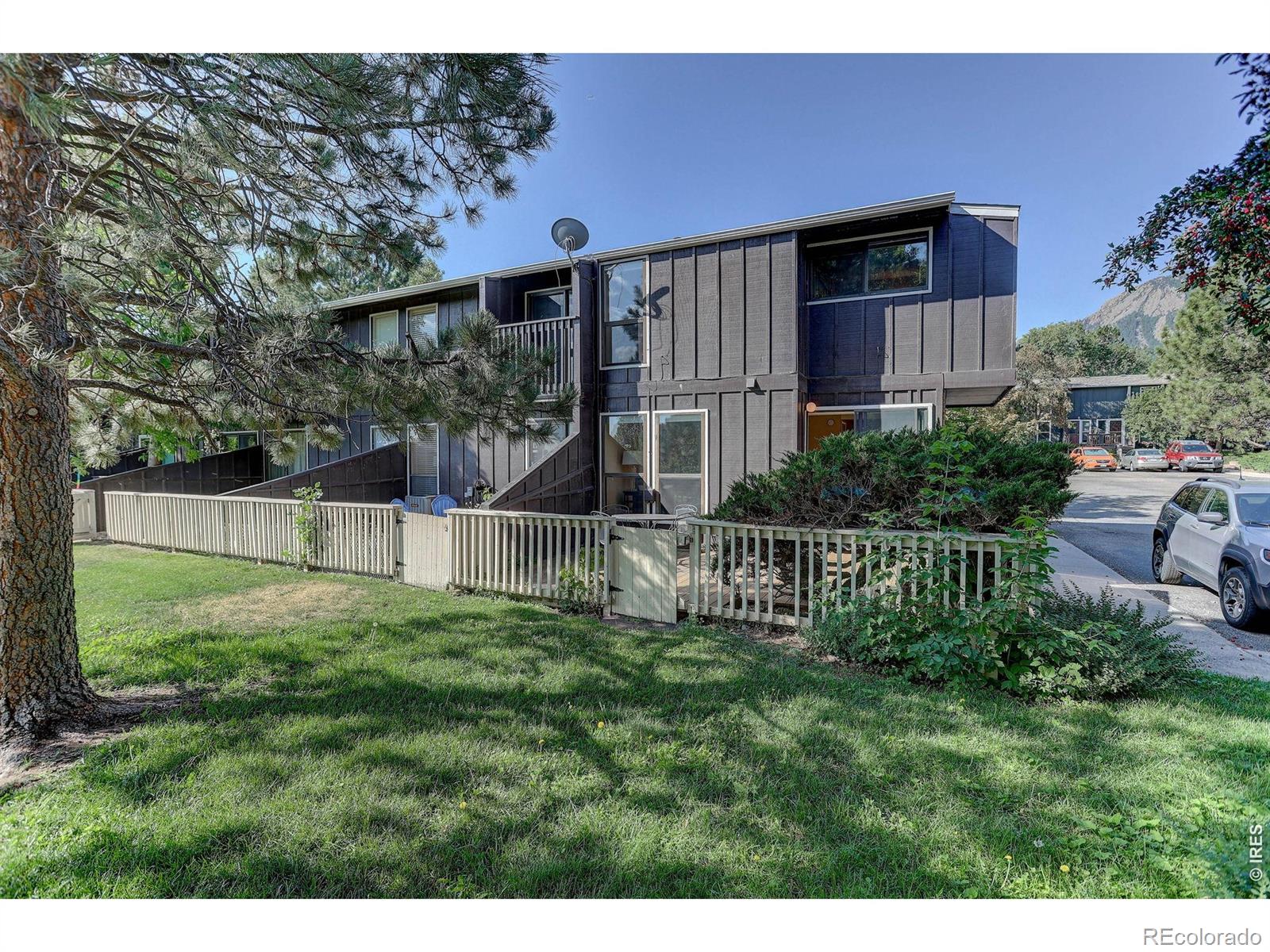 MLS Image #10 for 1165  bear mountain drive,boulder, Colorado