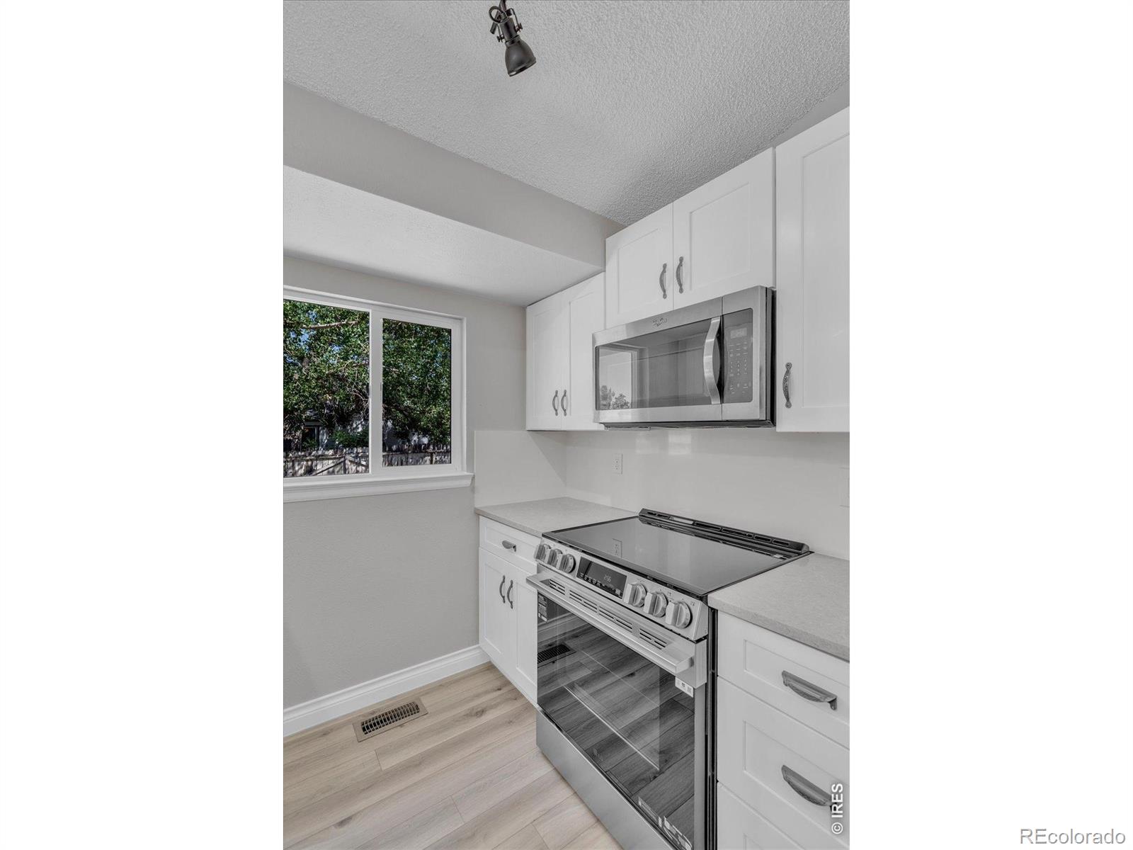 MLS Image #11 for 2058  sumac street,longmont, Colorado