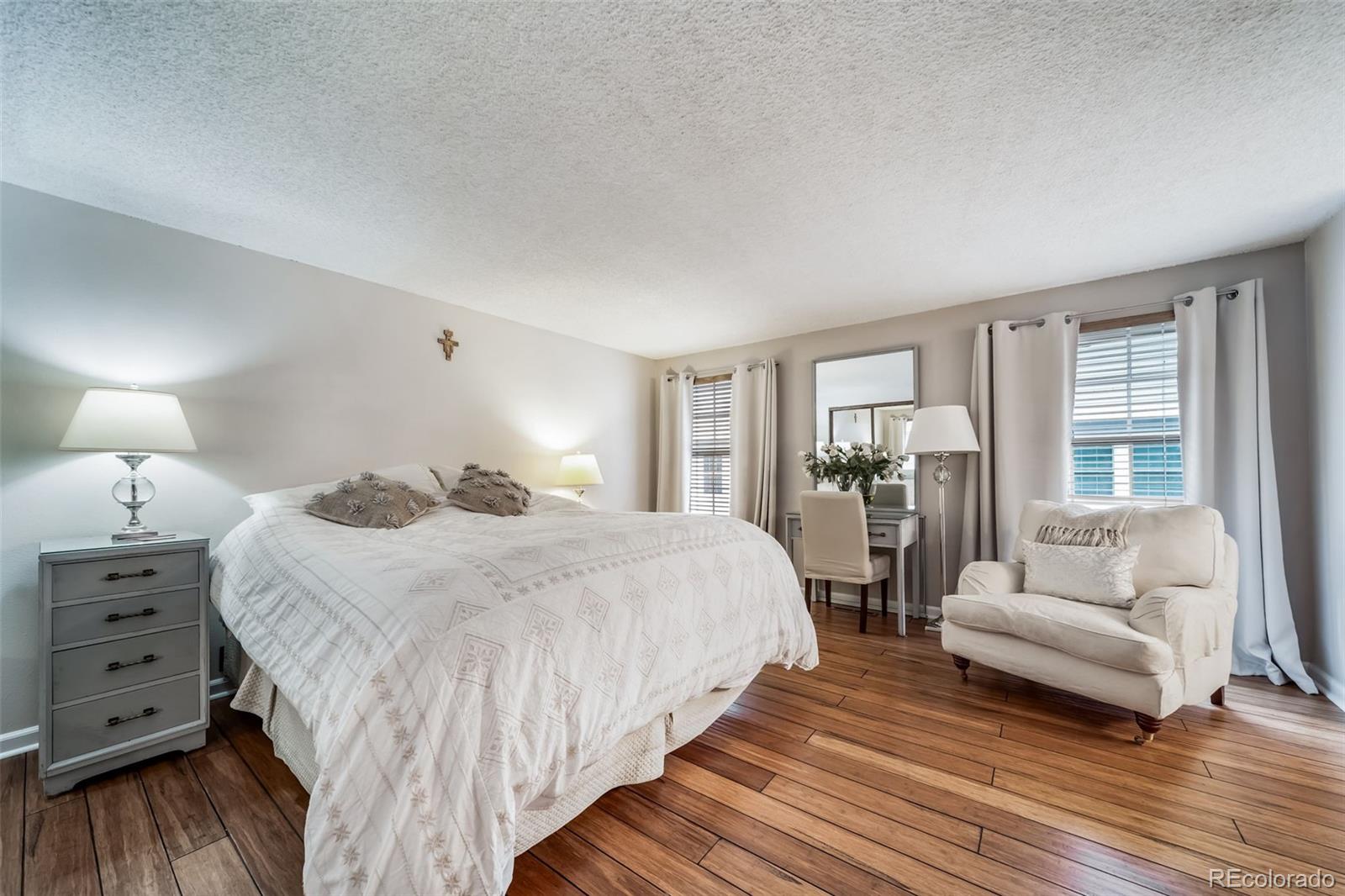 MLS Image #14 for 2874 w long drive,littleton, Colorado