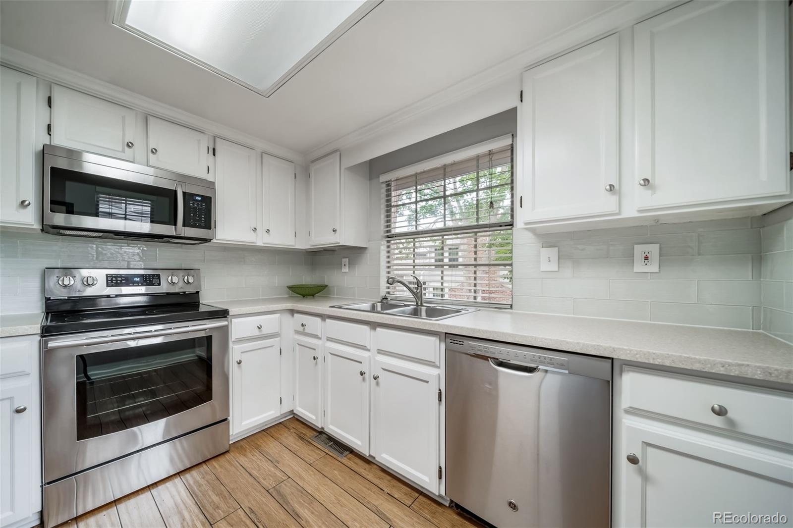 MLS Image #7 for 2874 w long drive,littleton, Colorado