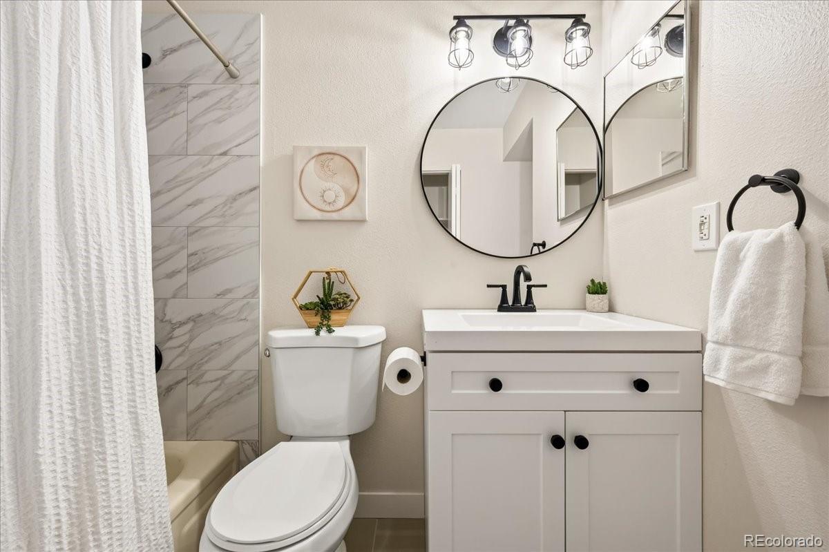 MLS Image #17 for 8335  fairmount drive,denver, Colorado