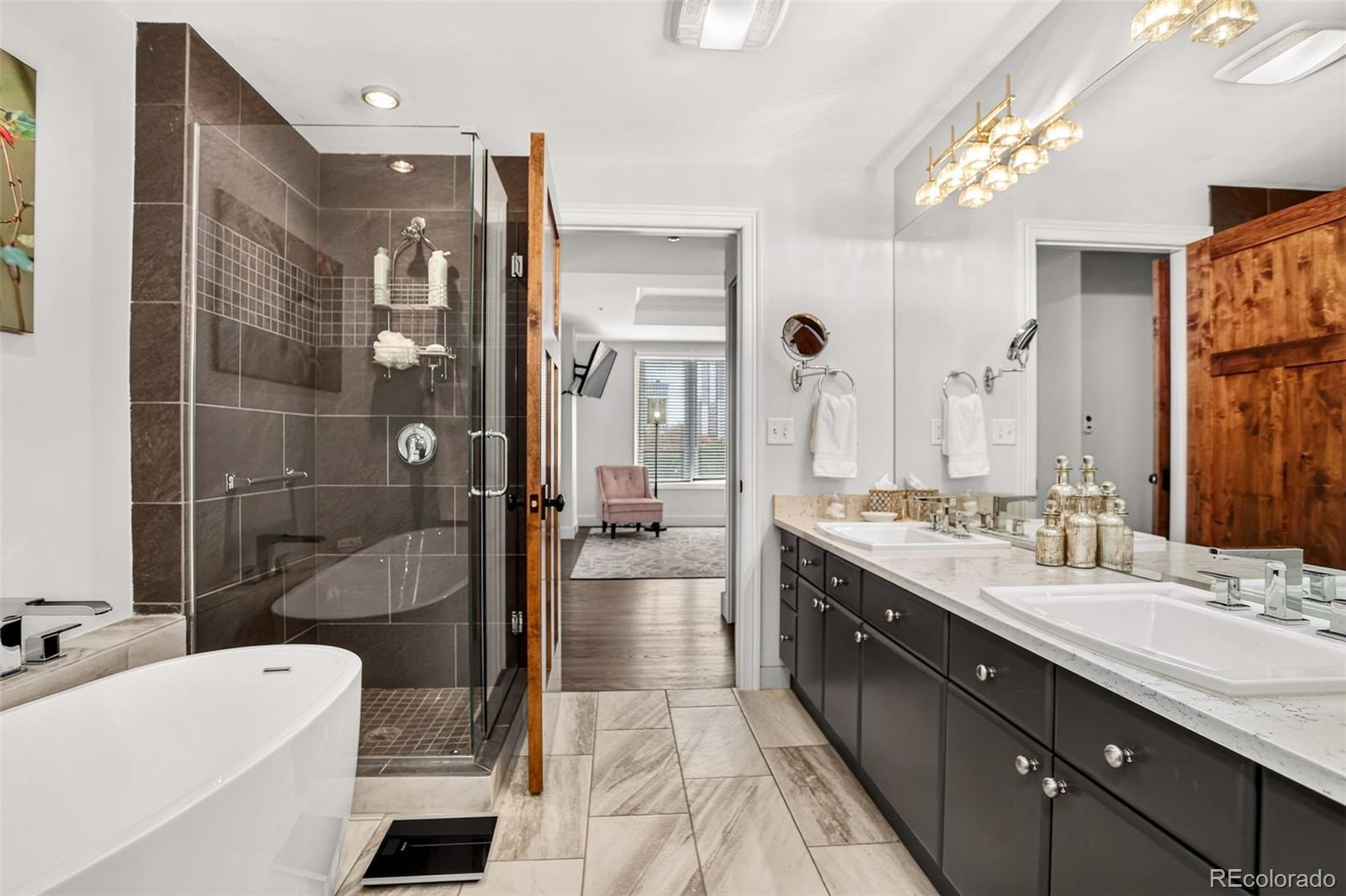 MLS Image #20 for 1827 n grant street,denver, Colorado