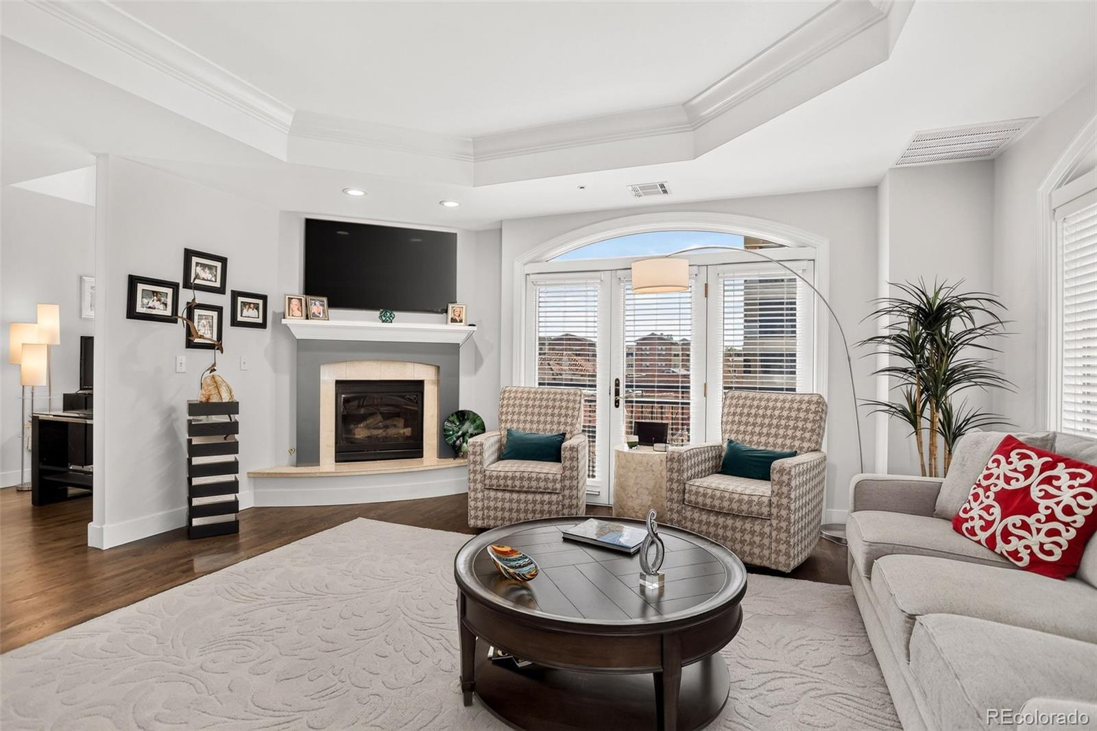 MLS Image #5 for 1827 n grant street,denver, Colorado