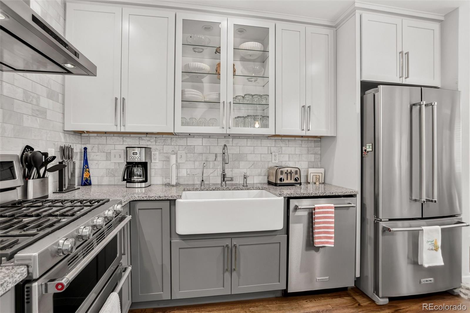 MLS Image #6 for 1827 n grant street,denver, Colorado